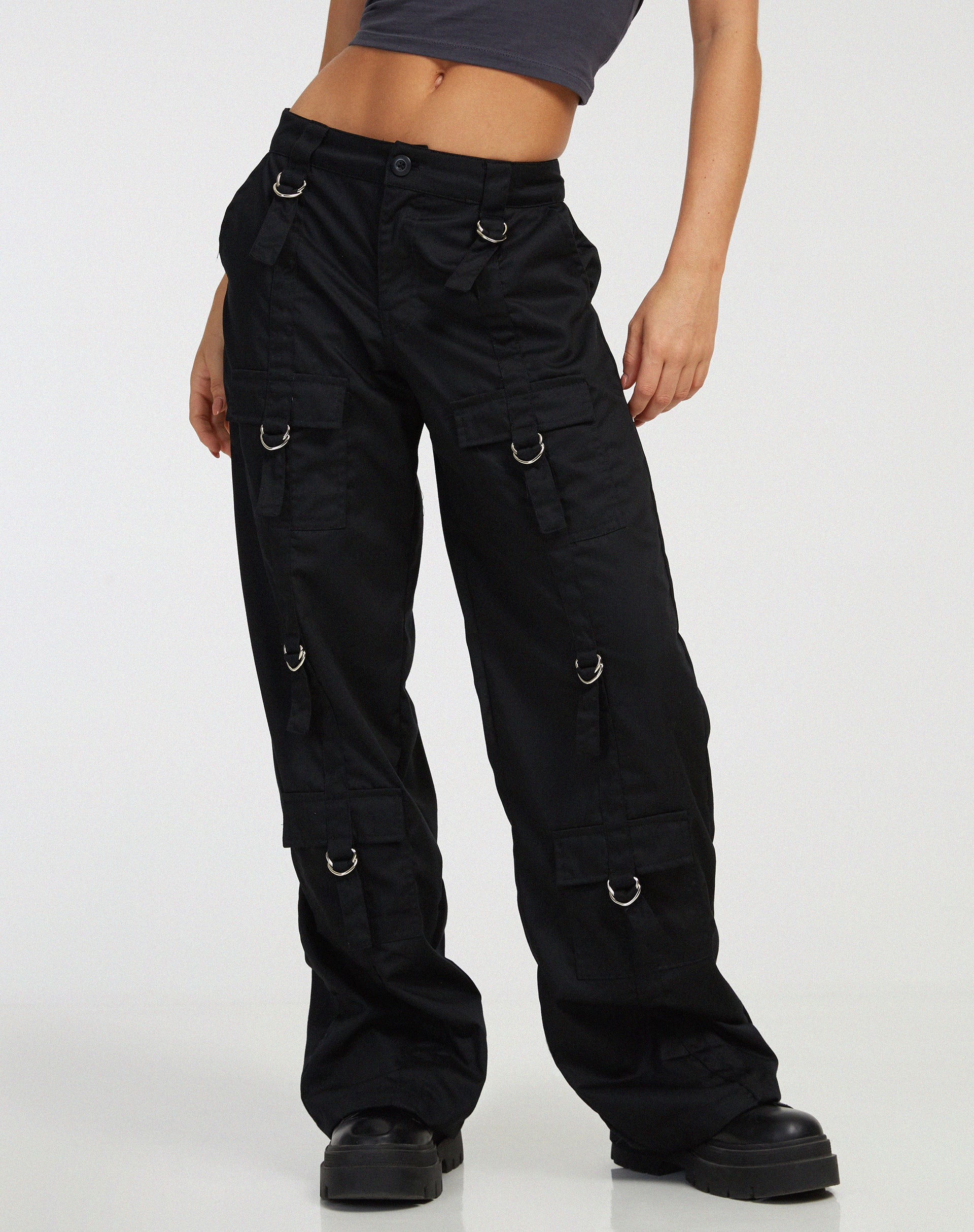 Vinsa Cargo Trouser in Black - Awmao