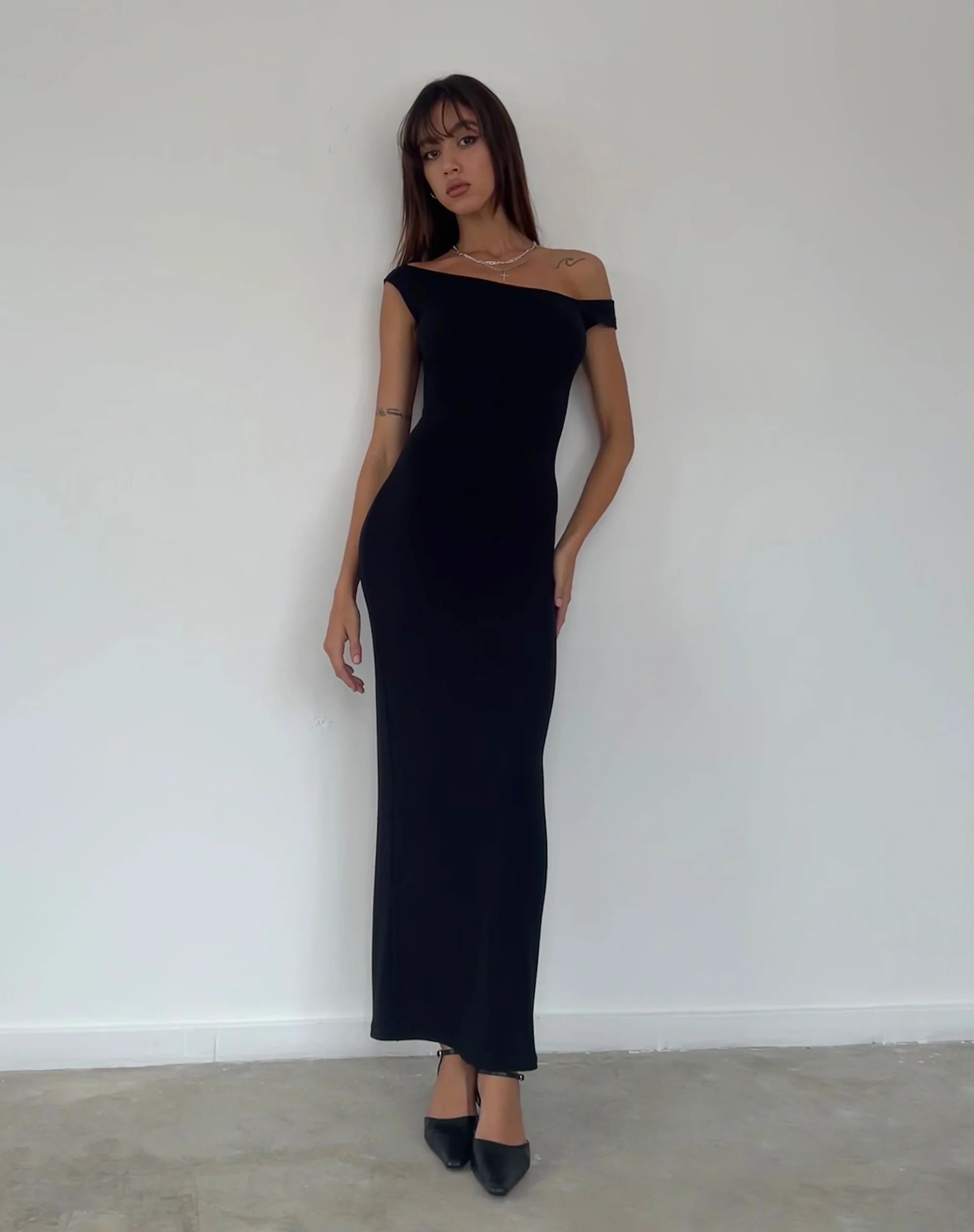 Tehyun Maxi Dress in Rib Black - Awmao