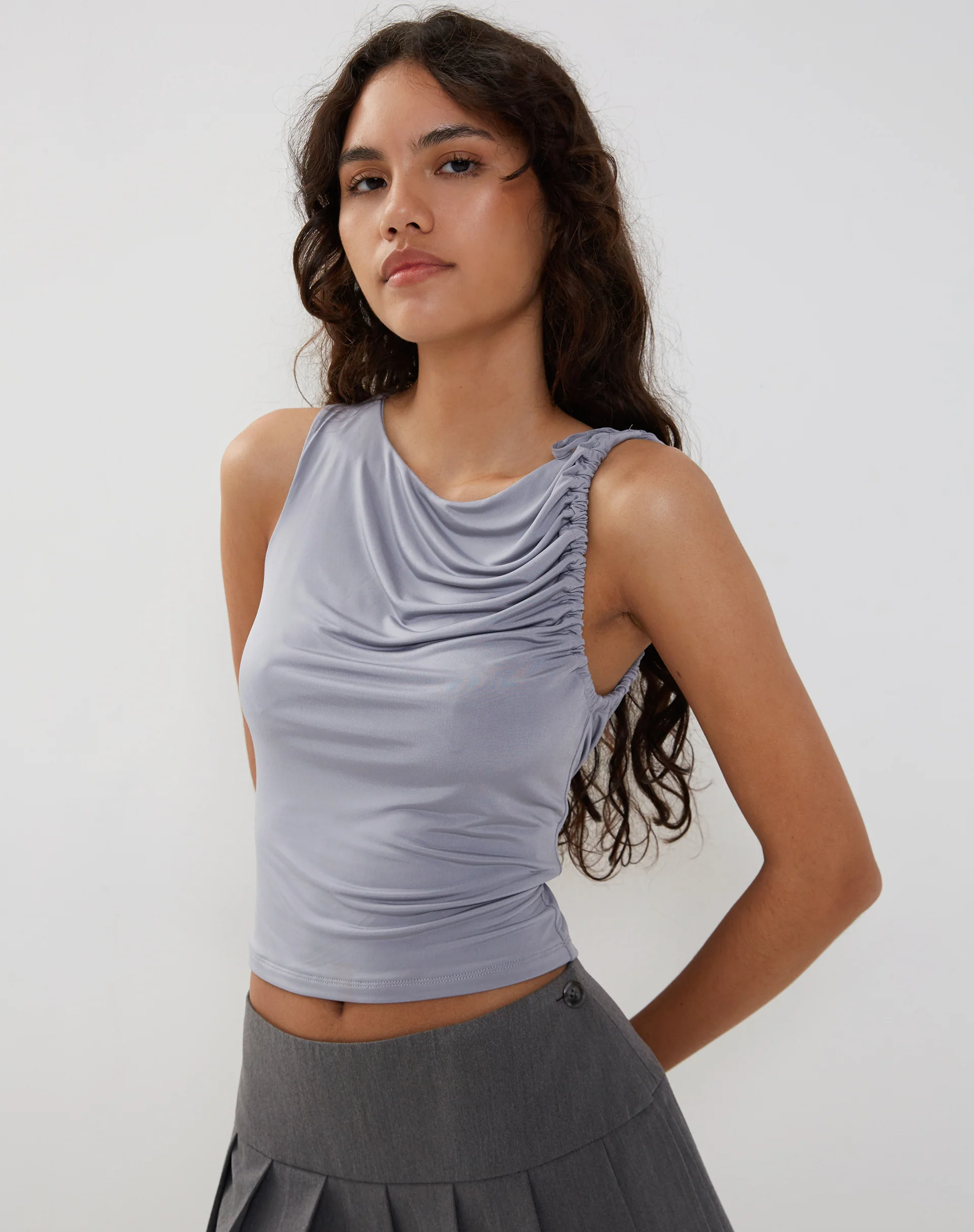 Hagne Vest Top in Silver - Awmao
