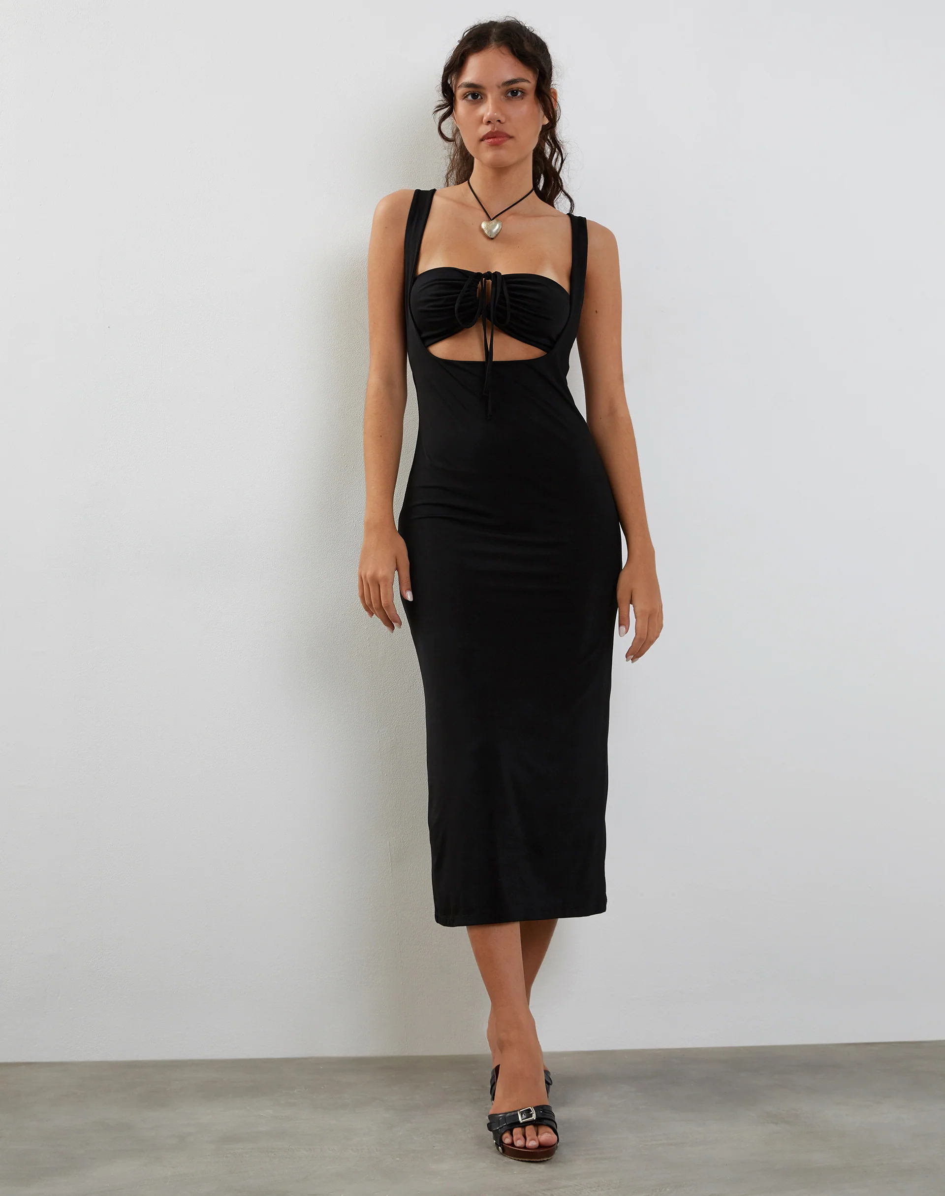 Reina Cut Out Bodycon Midi Dress in Black - Awmao