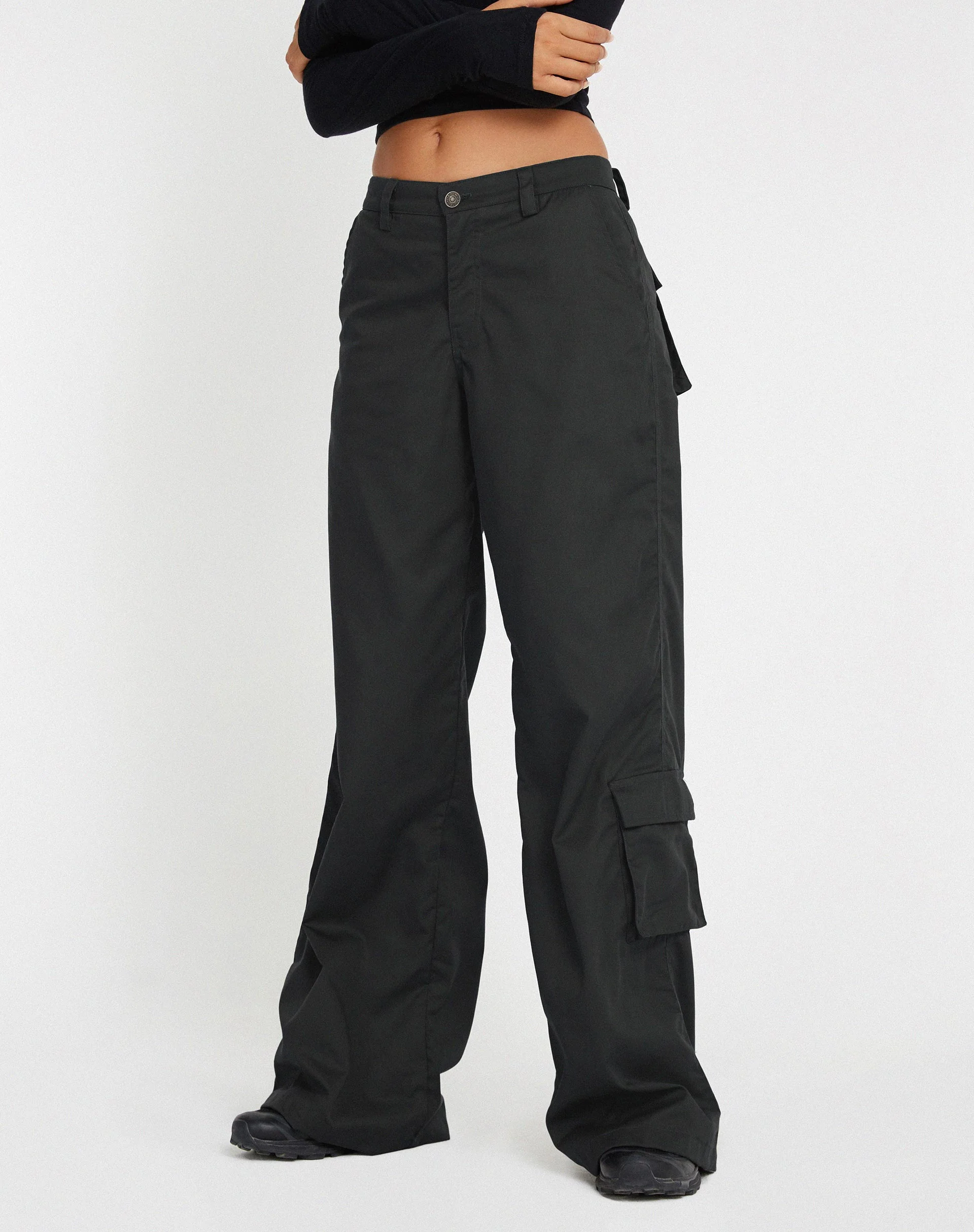 Blair Cargo Trousers in Dark Grey - Awmao