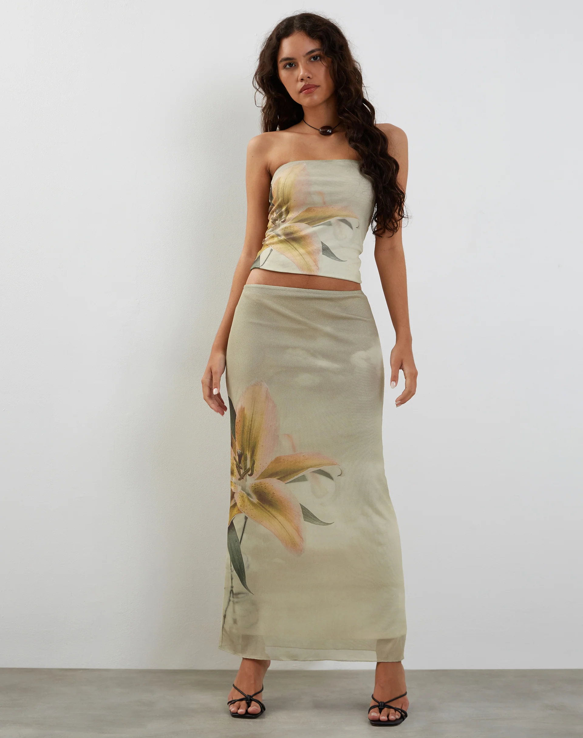 Shae Bandeau Top in Yellow Lily Print - Awmao