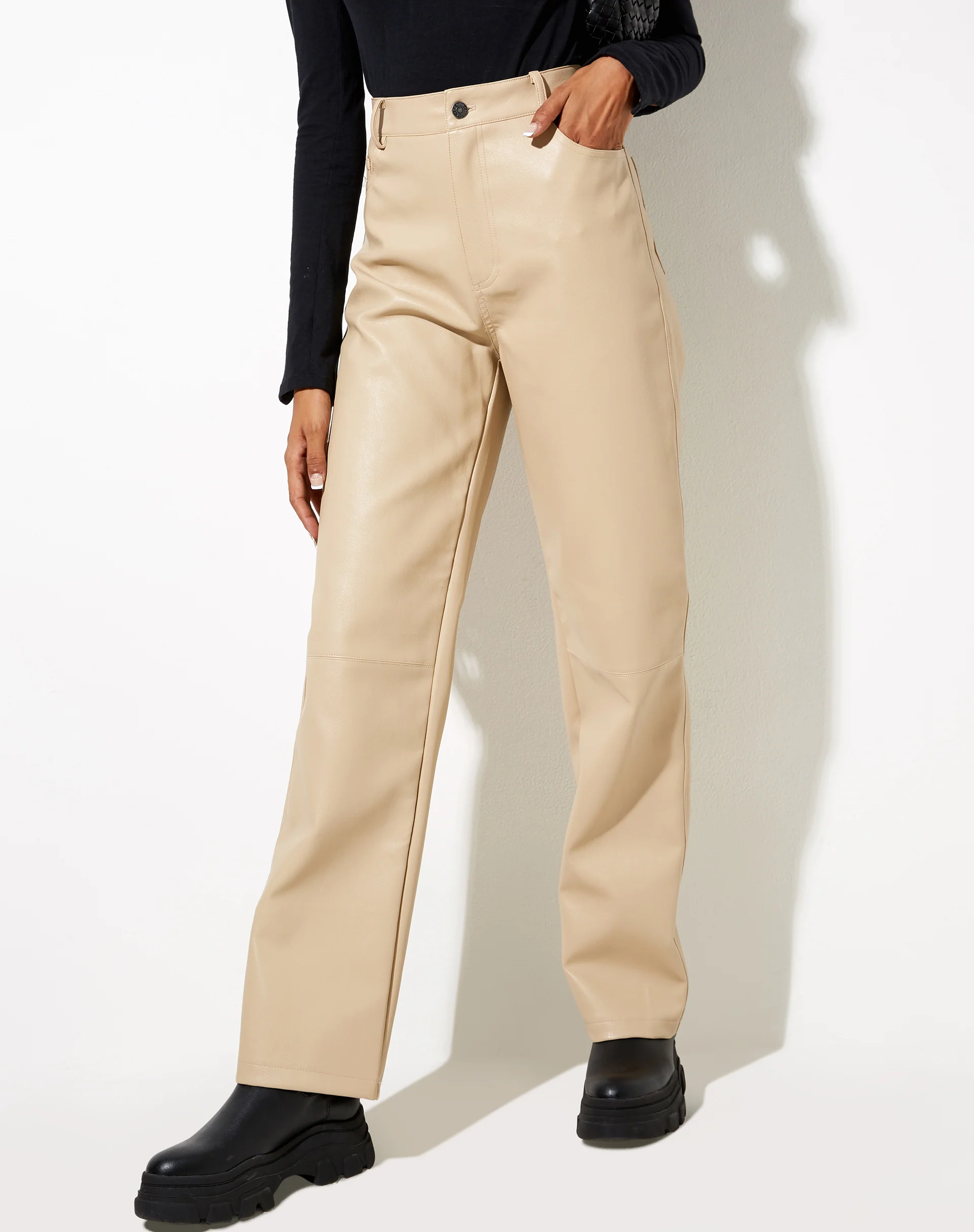 Zova Trouser in Buttermilk - Awmao
