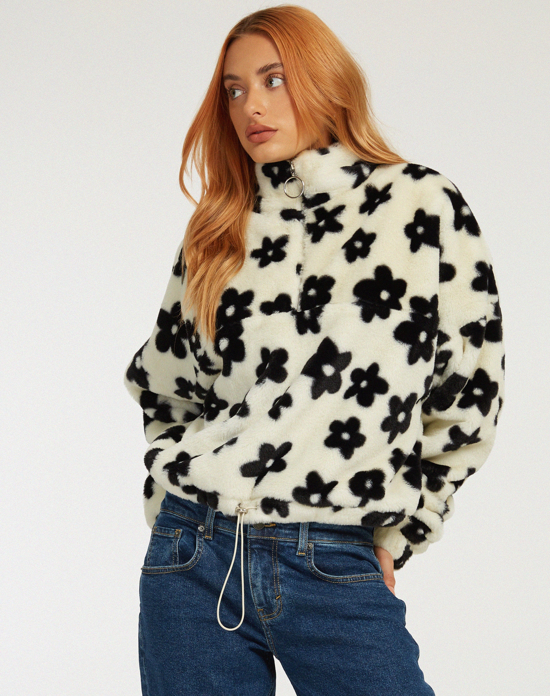 Nero Jacket in Daisy White and Black - Awmao