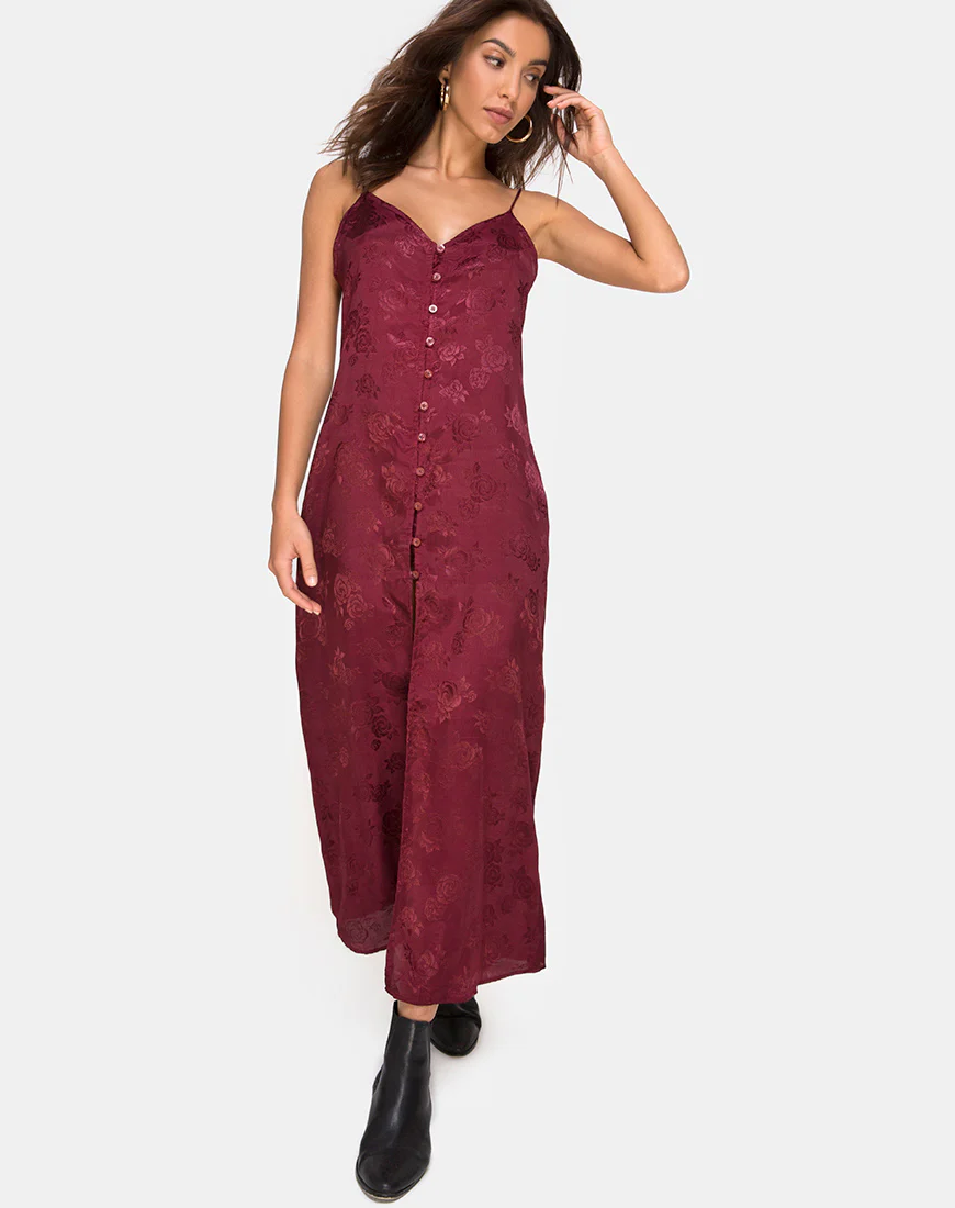 Senia Dress in Satin Rose Burgundy - Awmao