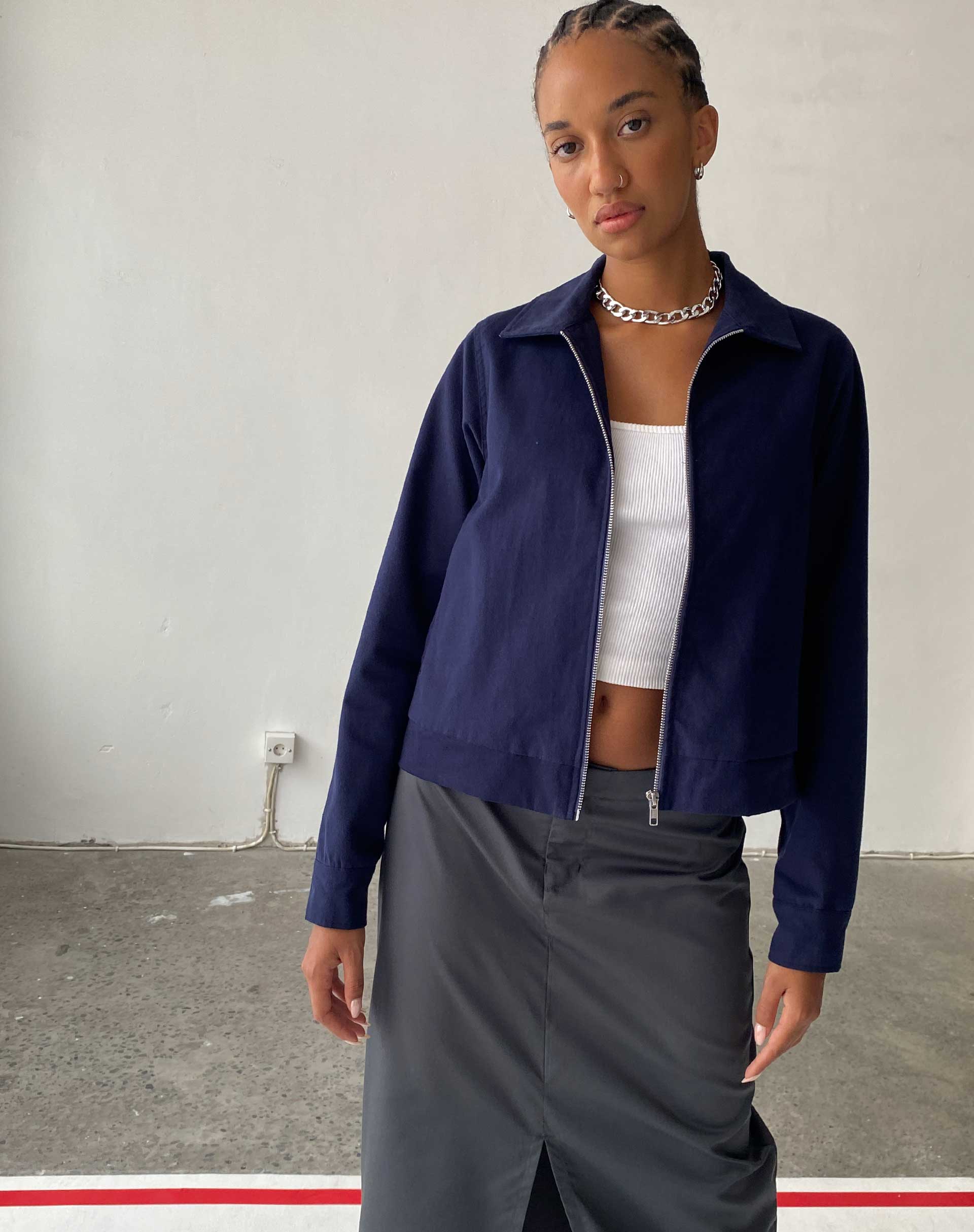 Tumbas Jacket in Navy - Awmao