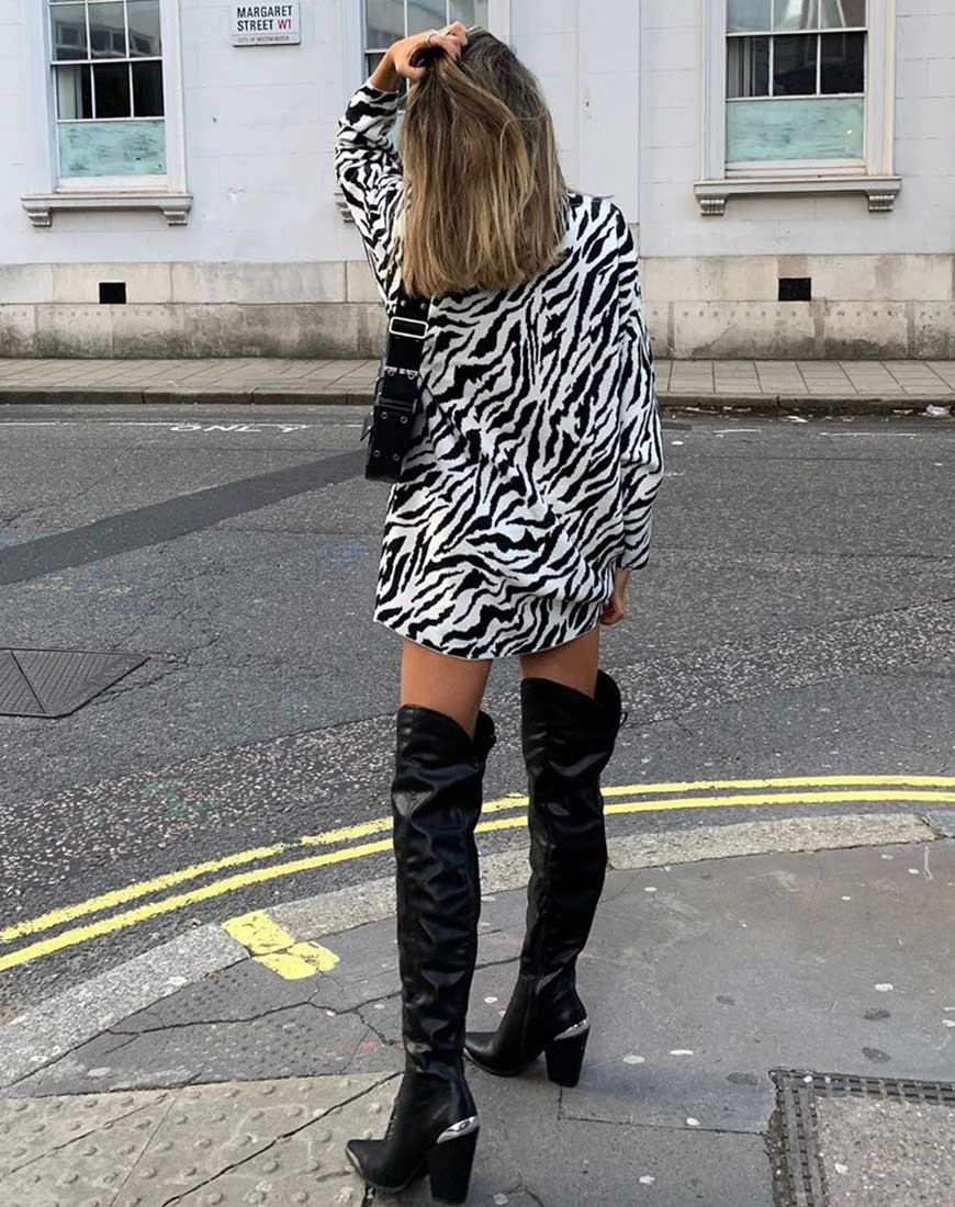 Neivie Jumper Dress in Zebra B/W - Awmao