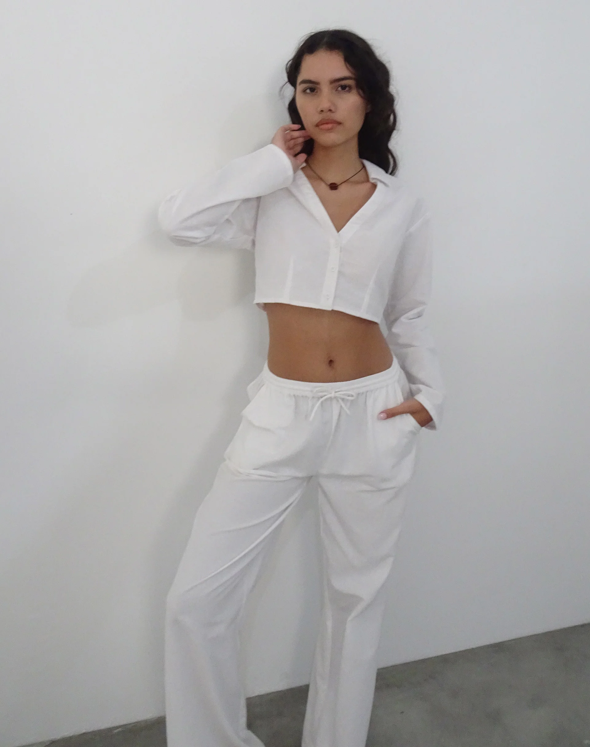 Lyse Super Cropped Shirt in White - Awmao