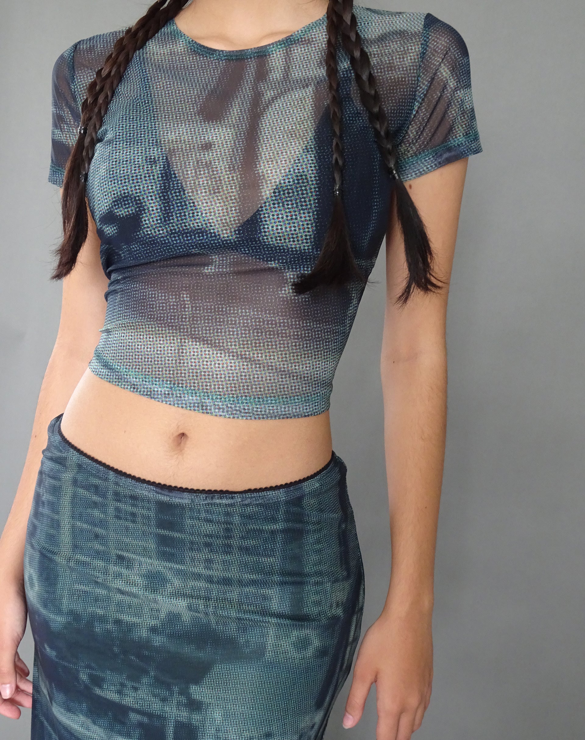 Tonia Cropped Tee in Cityscape Green - Awmao