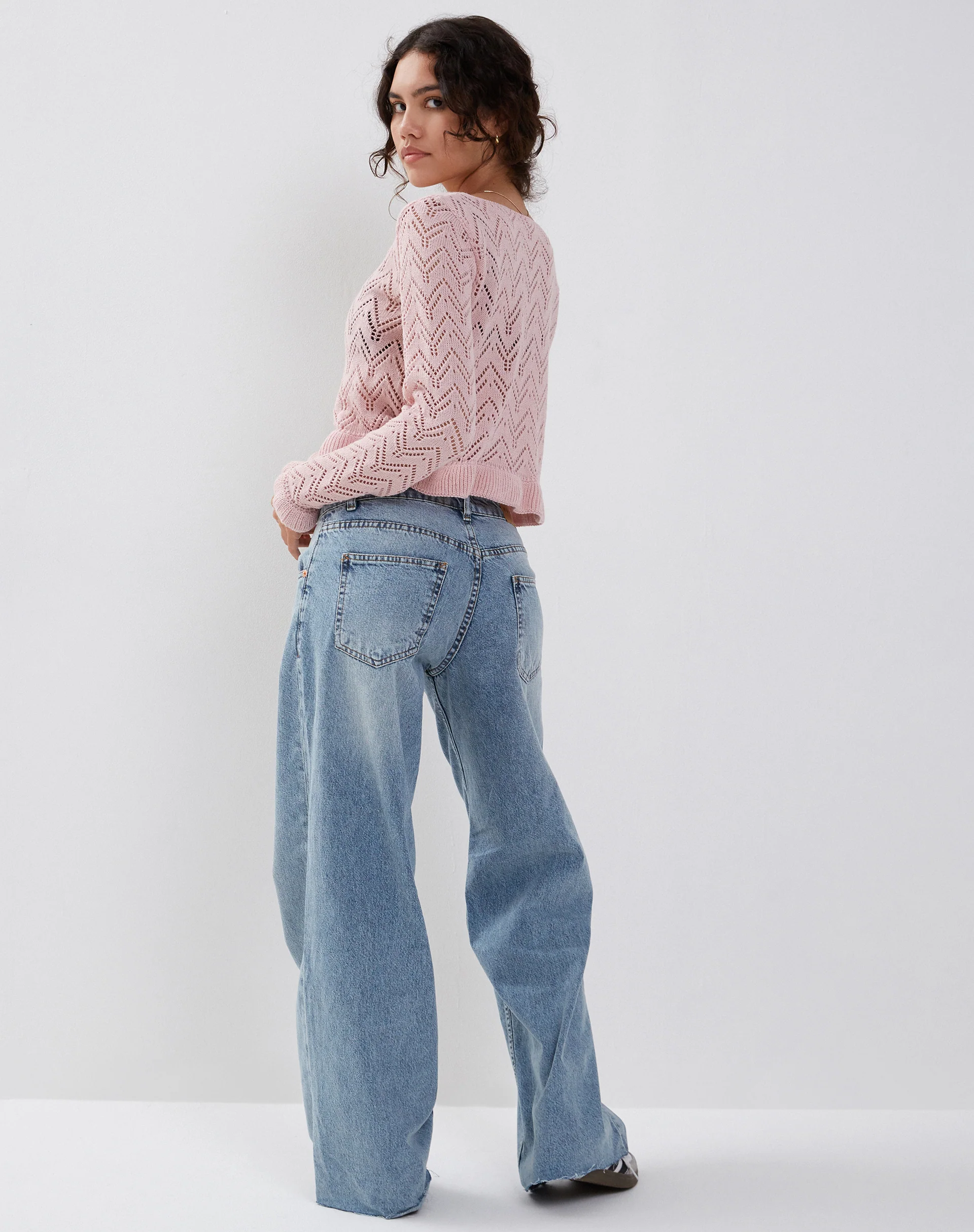 Vella Cardigan in Knitted Pink - Awmao