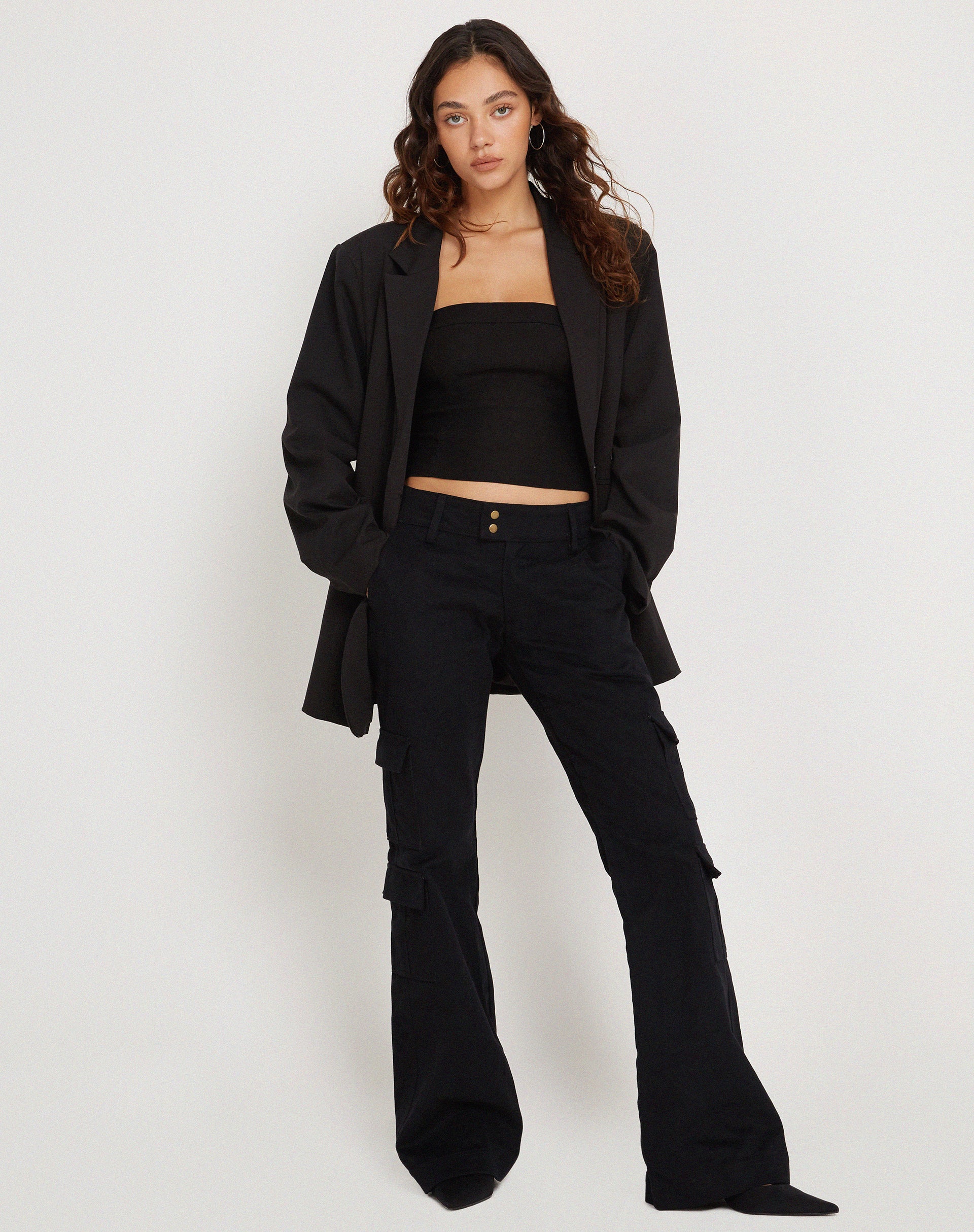 Ol Low Rise Wide Leg Cargo Trouser in Black - Awmao