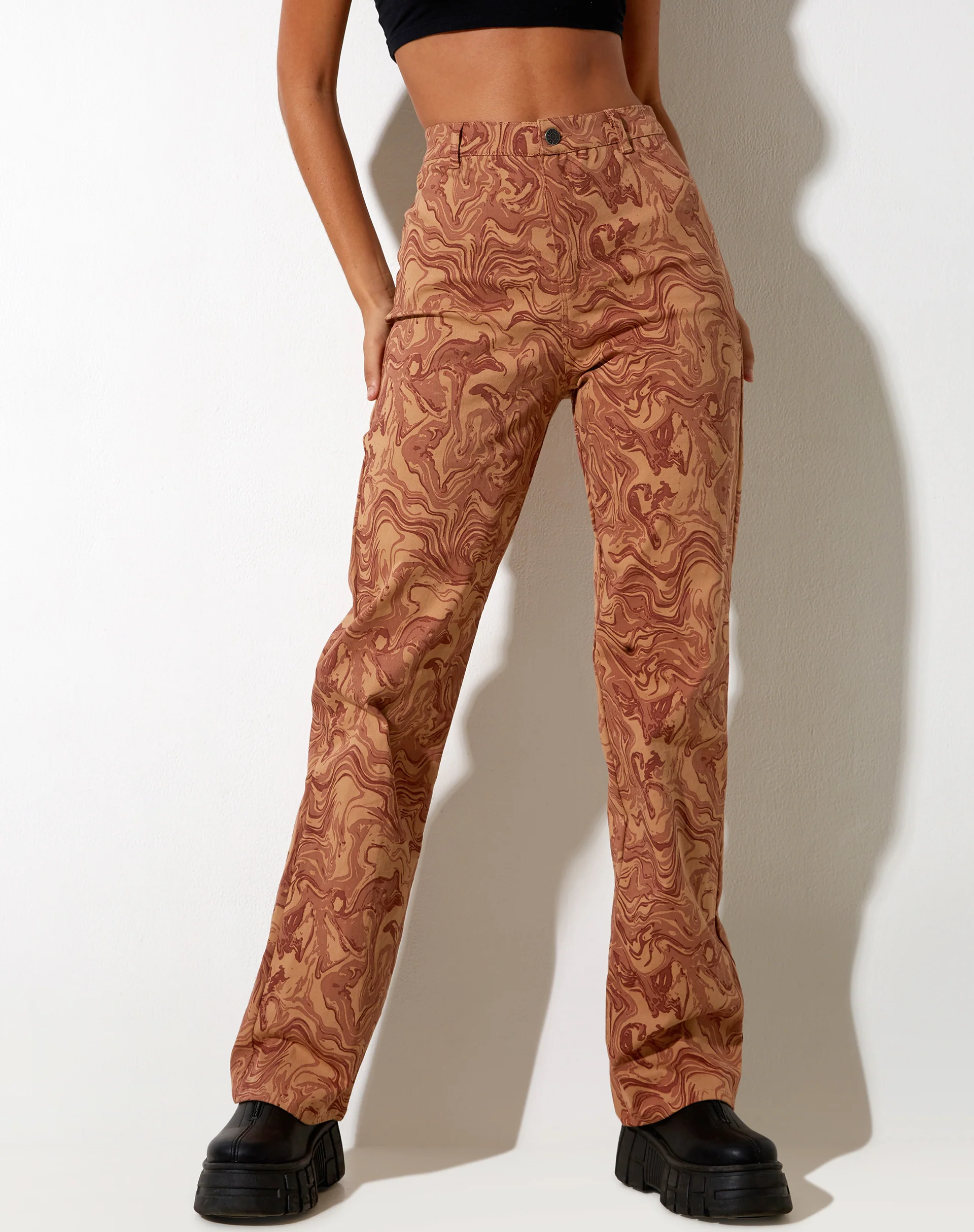 Bhavna Trouser in Fluid Marbling Brown - Awmao