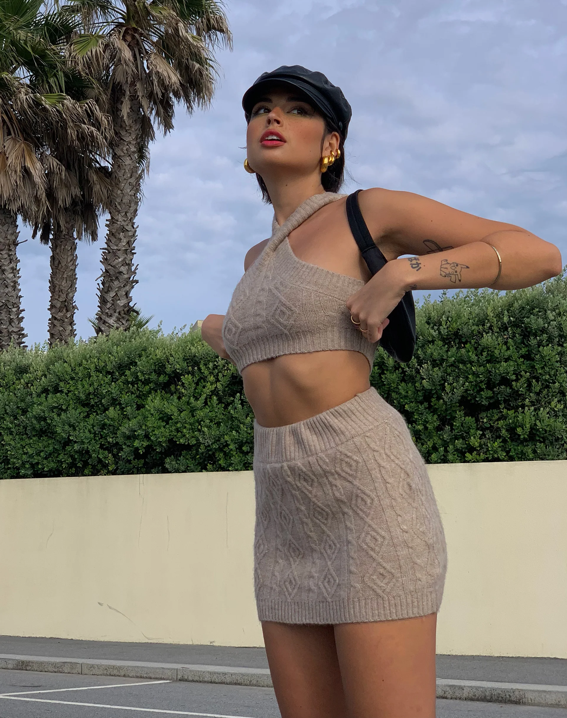 Asira Crop Top in Knit Oatmeal - Awmao