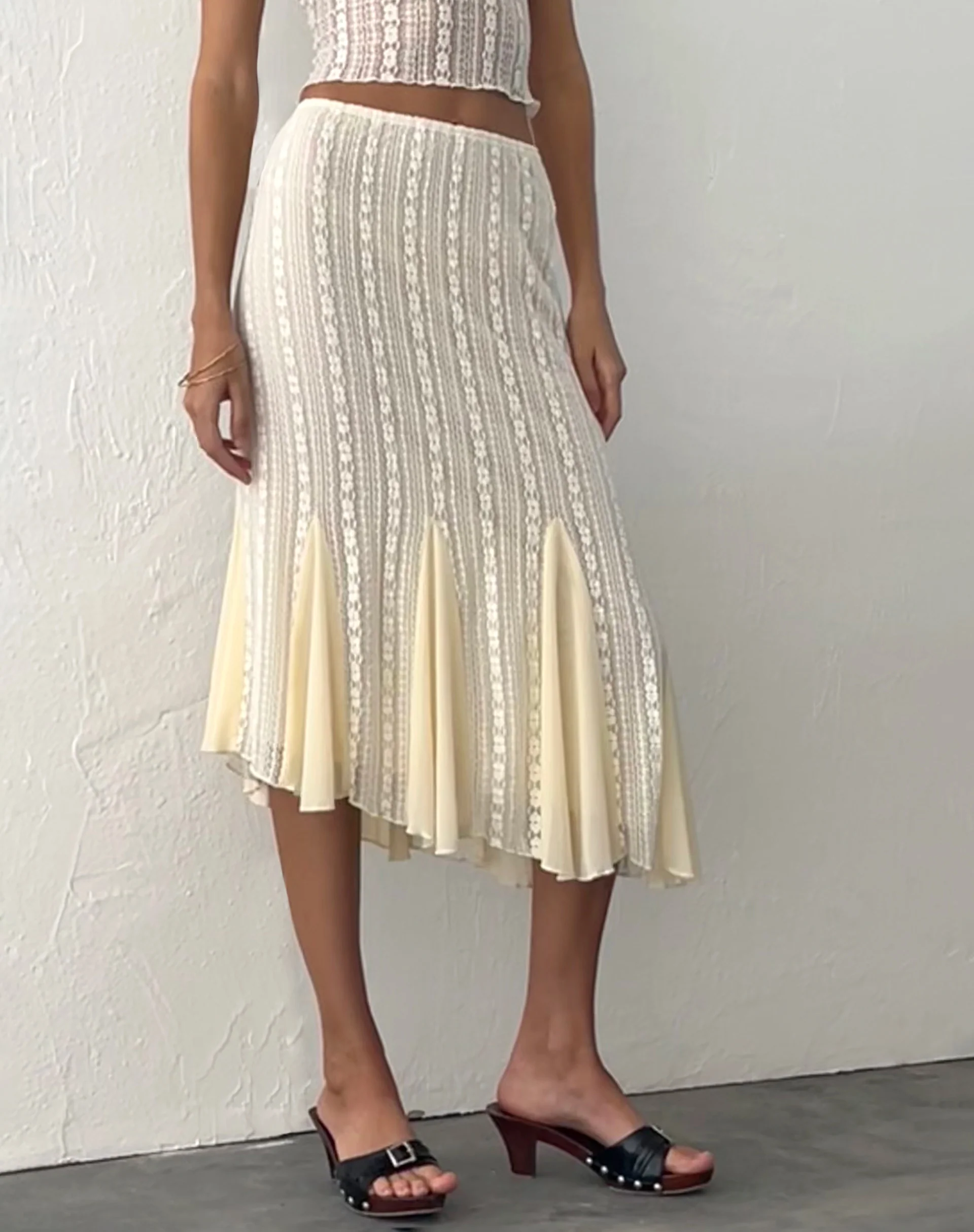 Betharia Frill Detail Midi Skirt in Cream Lace - Awmao