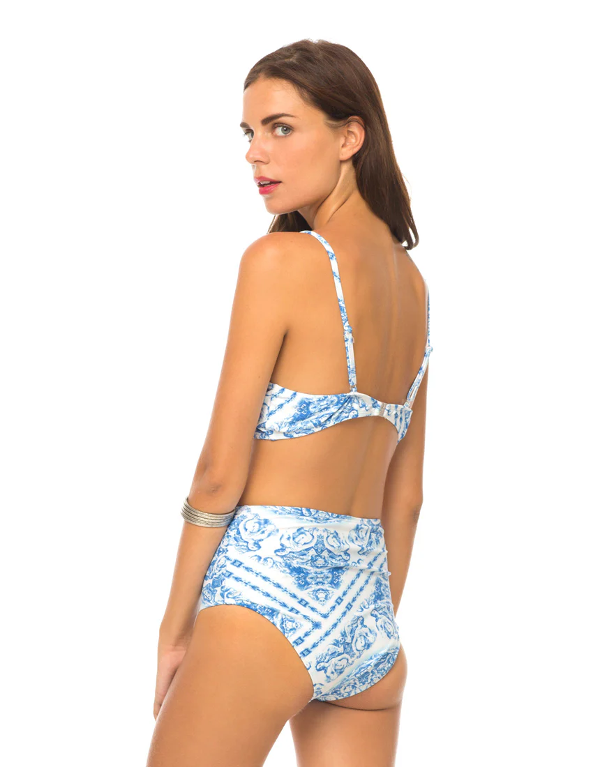 Loe Longline Bikini in Venus - Awmao