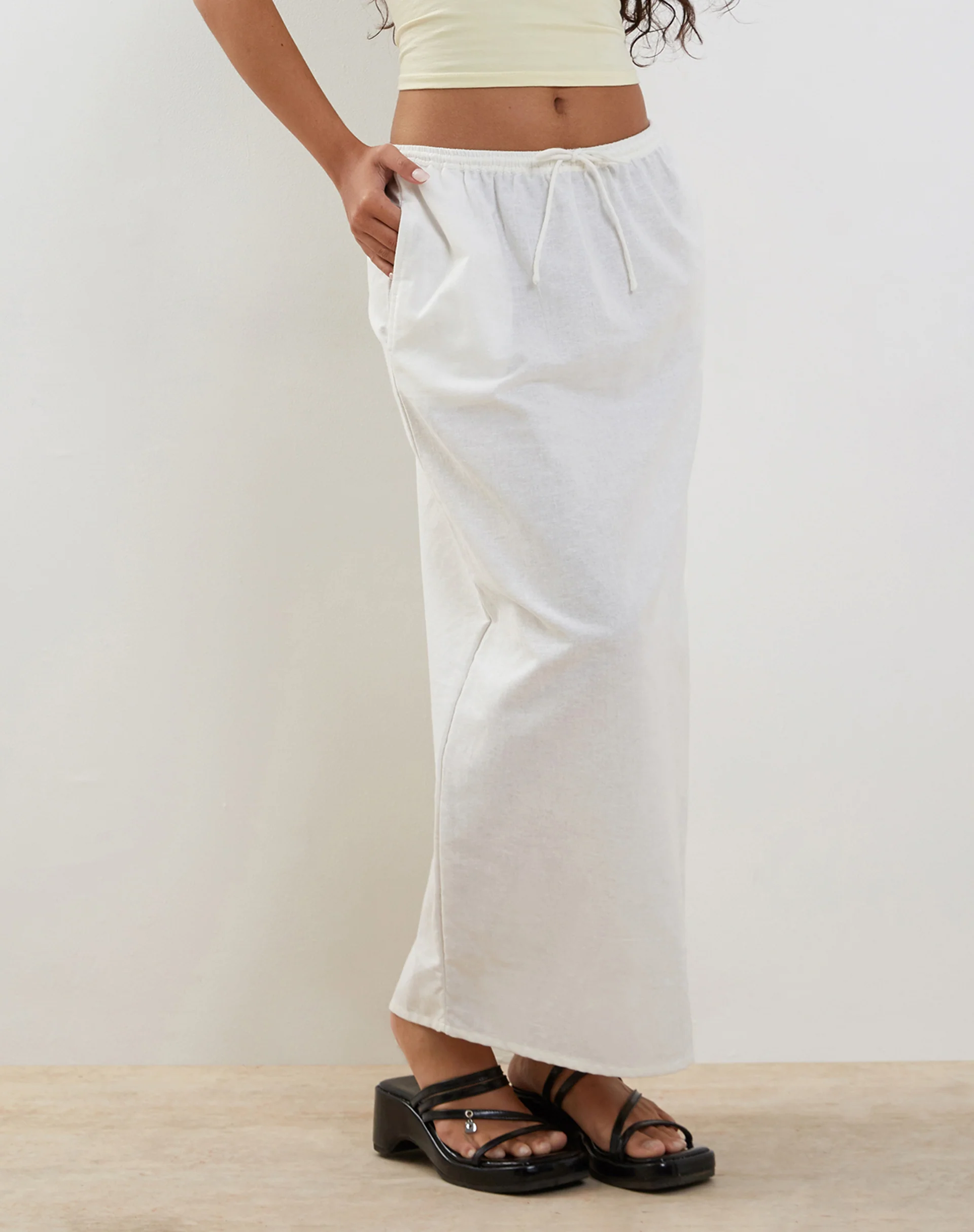 Joelene Maxi Skirt in White - Awmao