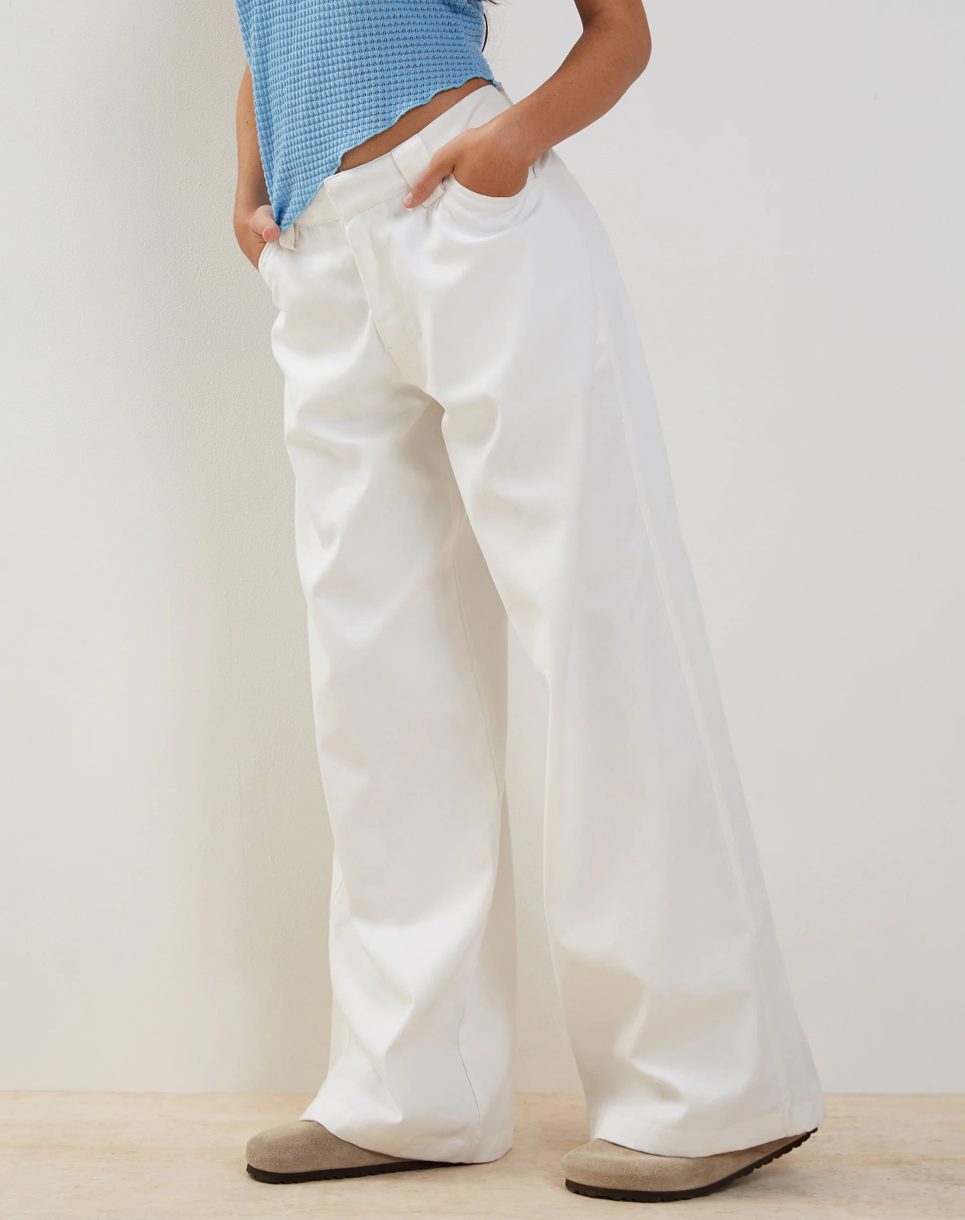 Kaomy Wide Leg Trouser in White - Awmao