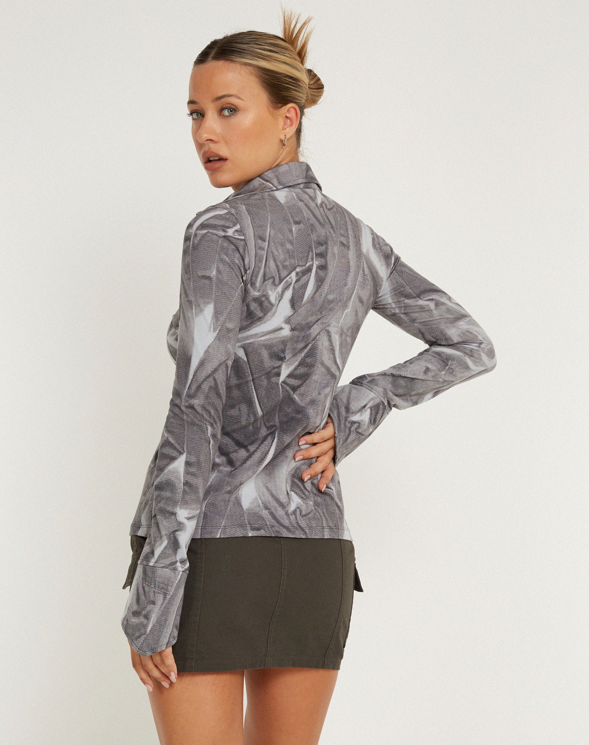 Phole Button Up Shirt in Dystopian Crease Grey - Awmao