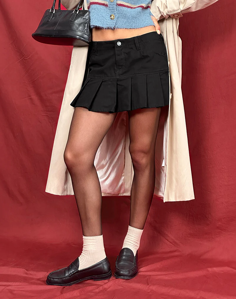 Keripa Pleated Mini Skirt in Black - Awmao