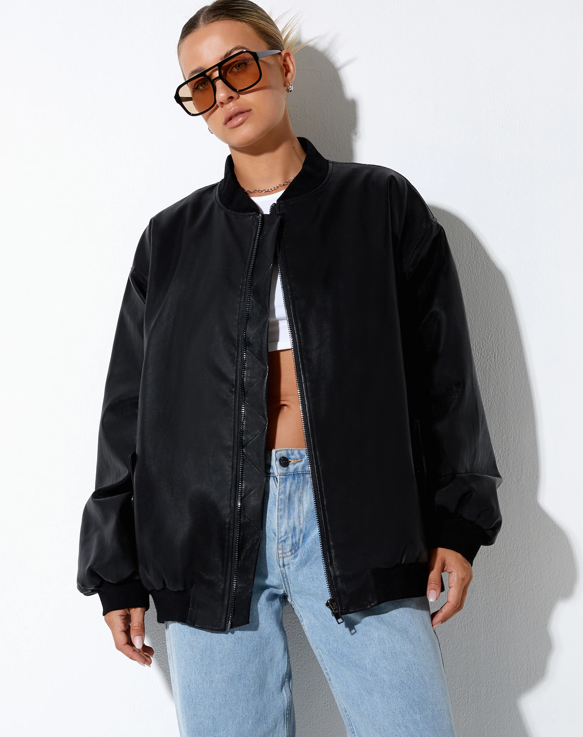 Benta Jacket in PU Black - Awmao