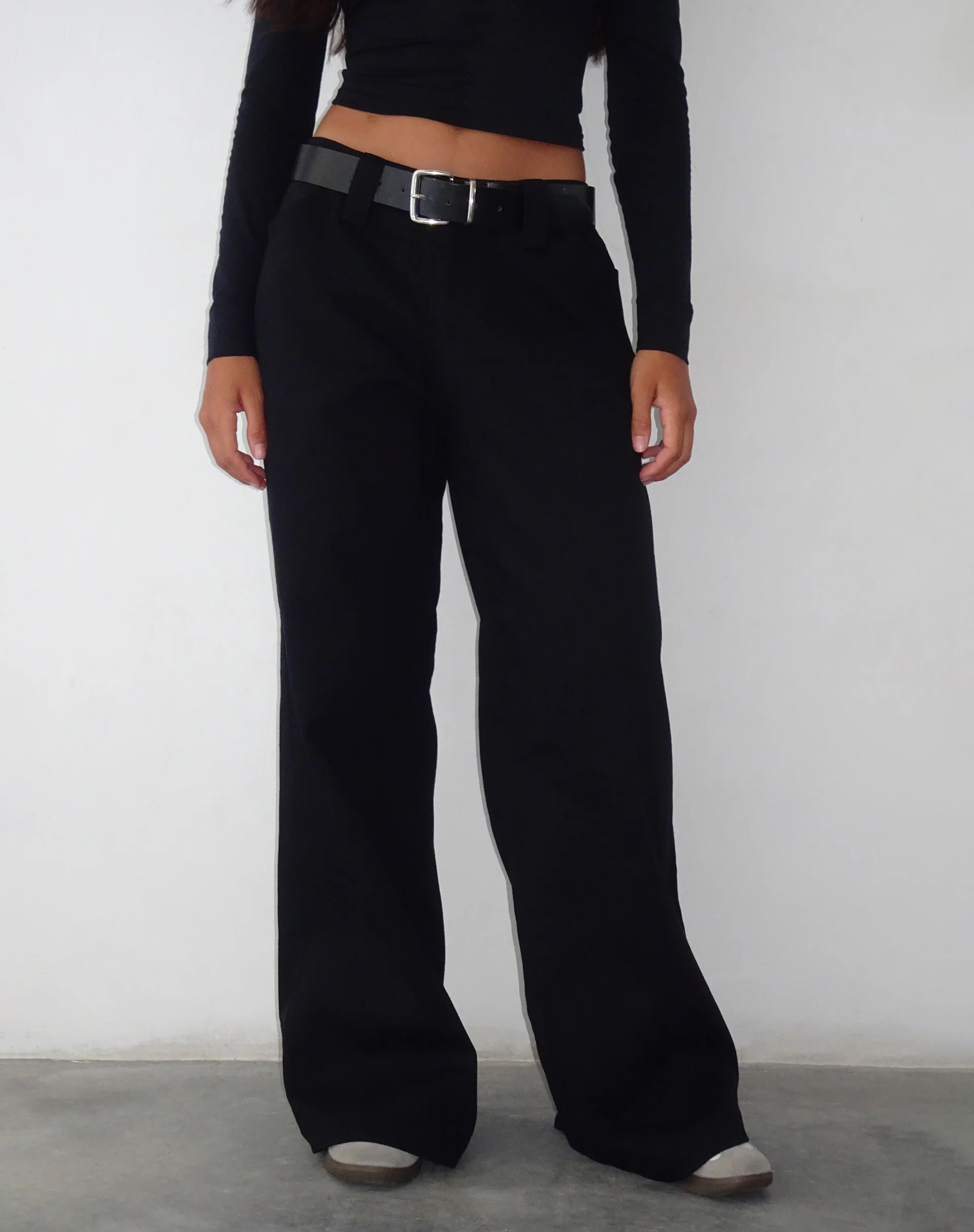 Kaomy Wide Leg Trouser in Black - Awmao