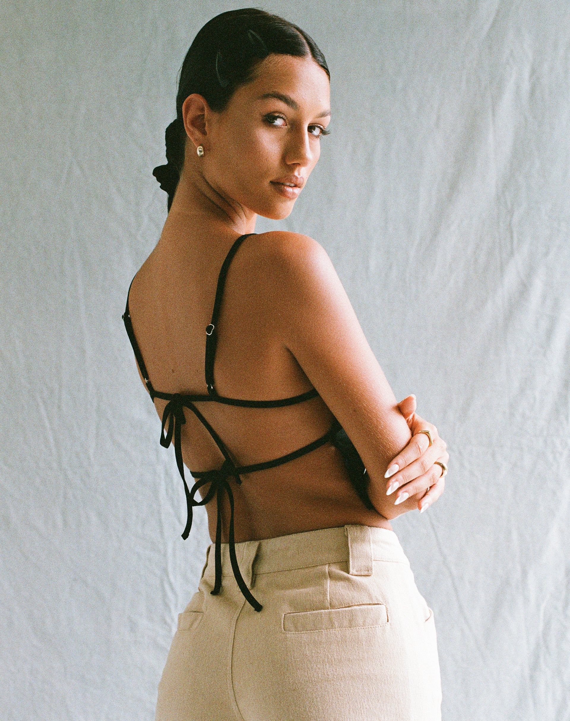 MOTEL X OLIVIA NEILL Merita Crop Top in Tailoring Black - Awmao