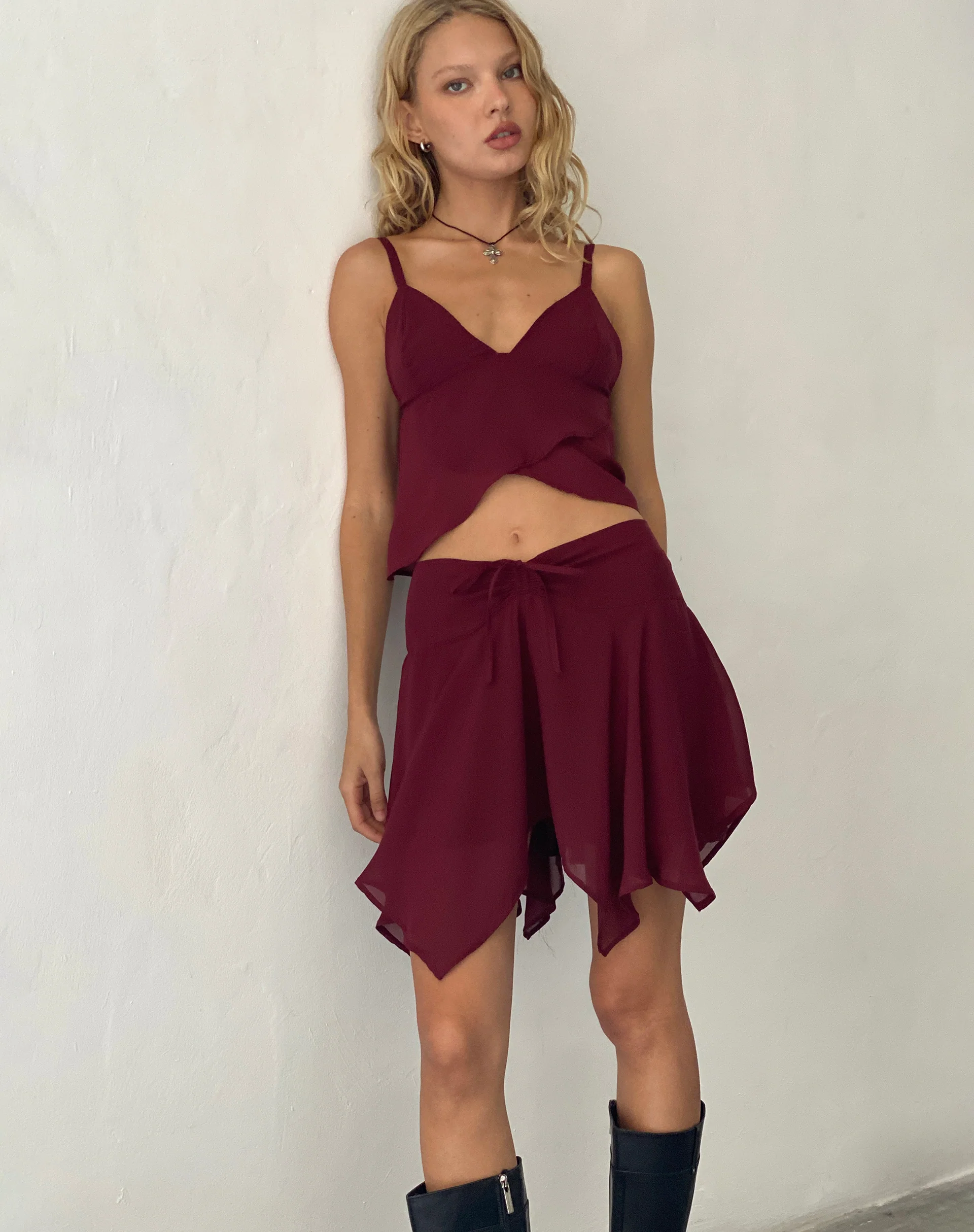 Veny Mini Skirt in Chiffon Oxblood - Awmao