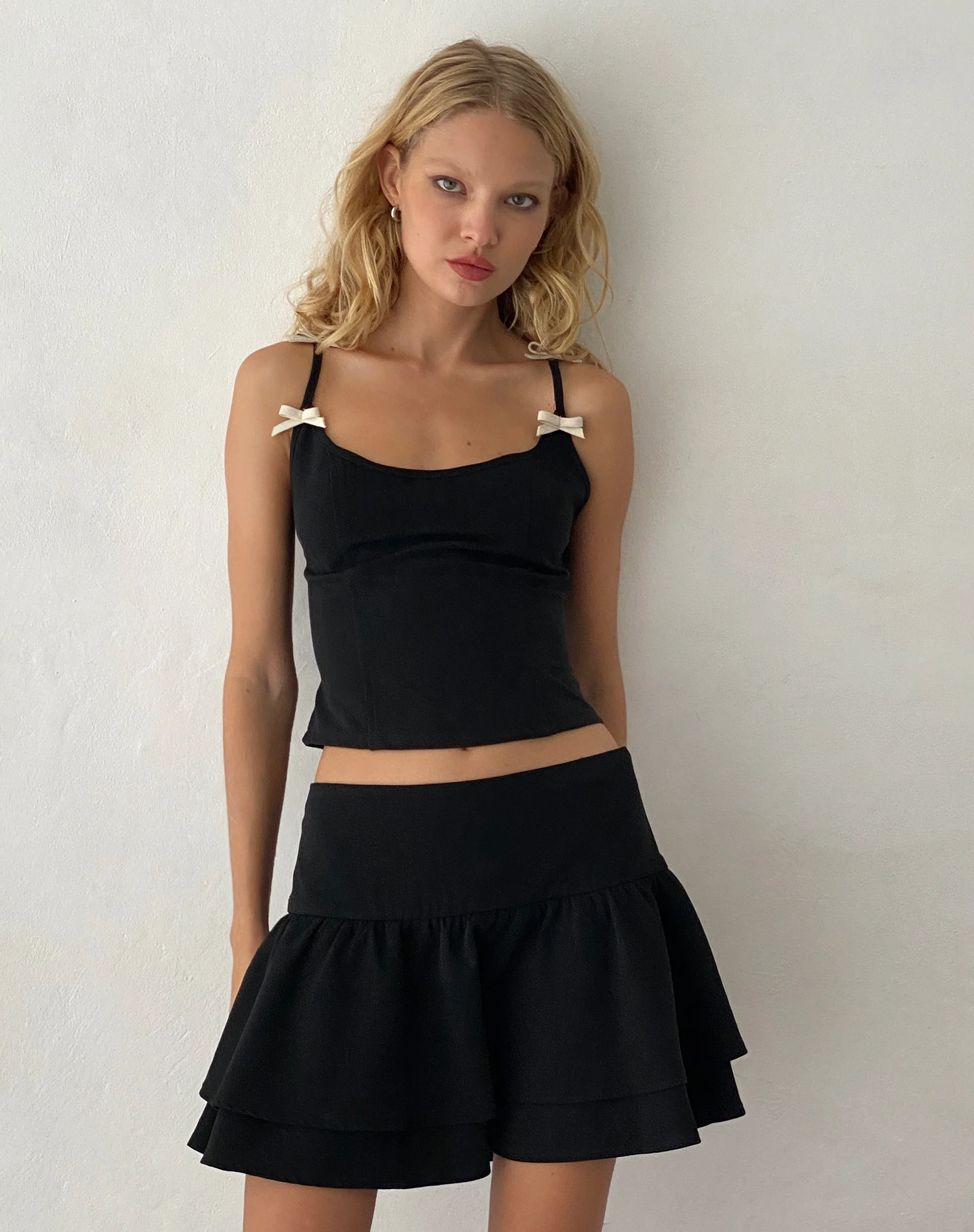 Samrina Pleated Tailored Mini Skirt in Black - Awmao