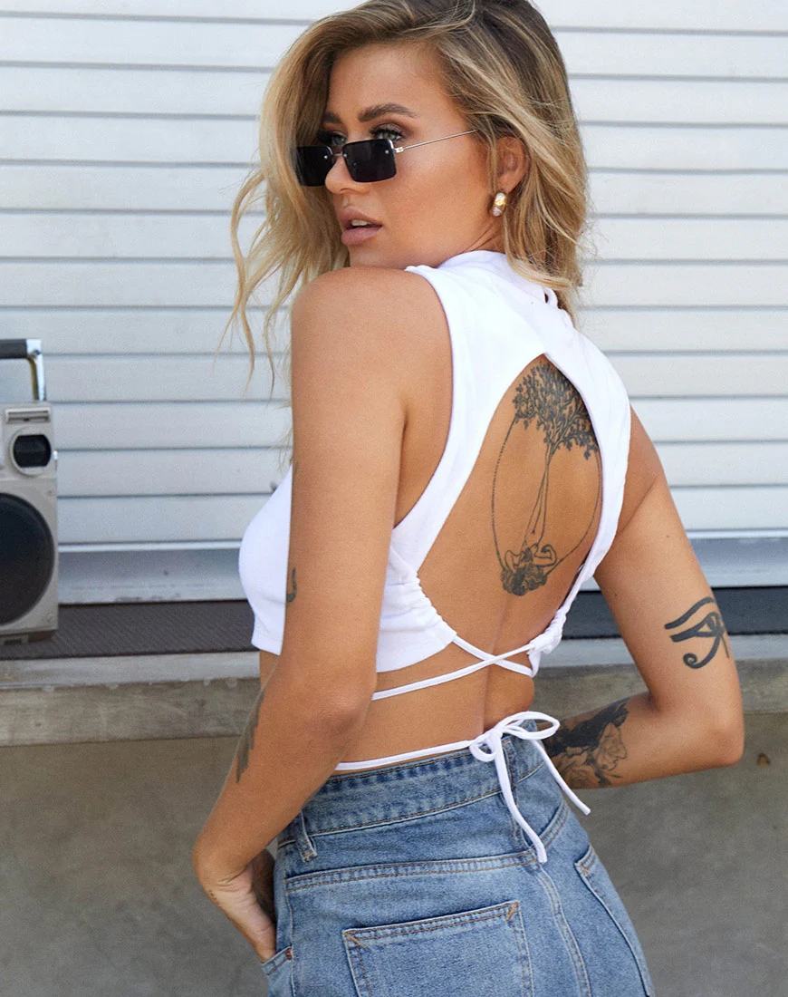 Quera Crop Top in Rib White - Awmao