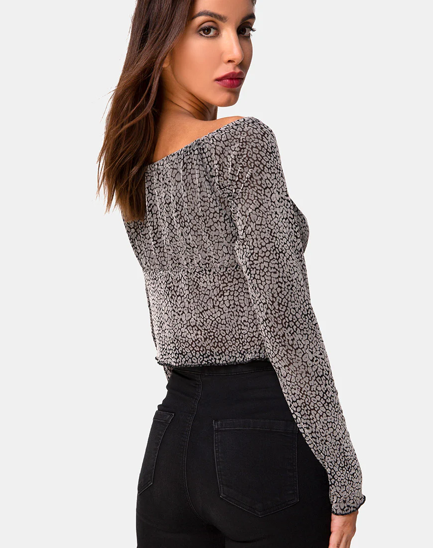 Janina Top in Ditsy Leopard Grey Flock - Awmao