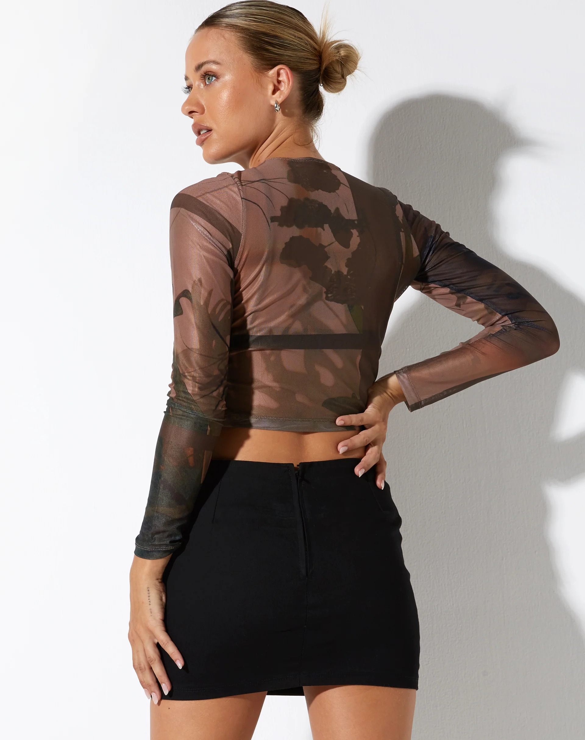 Narita Crop Top in Photo Brown - Awmao