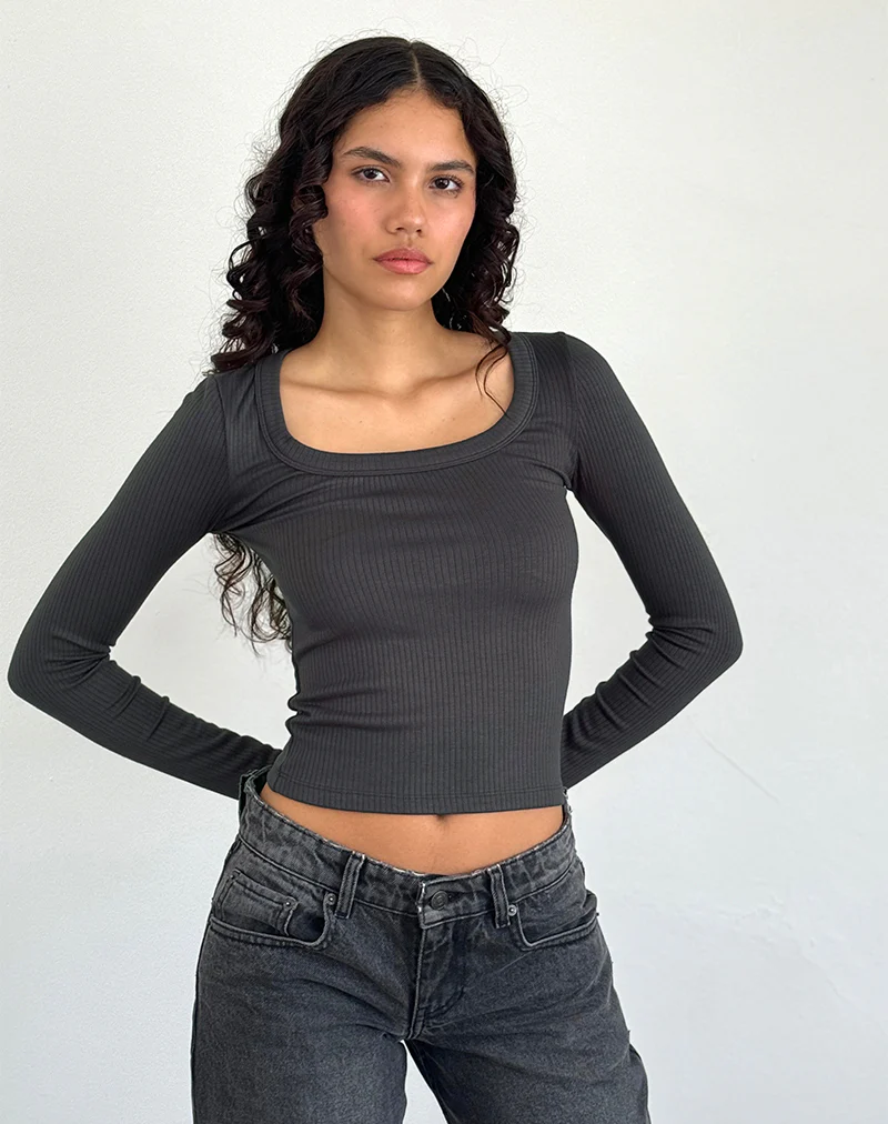 Binlo Extra Long Sleeve Top in Black Forest - Awmao
