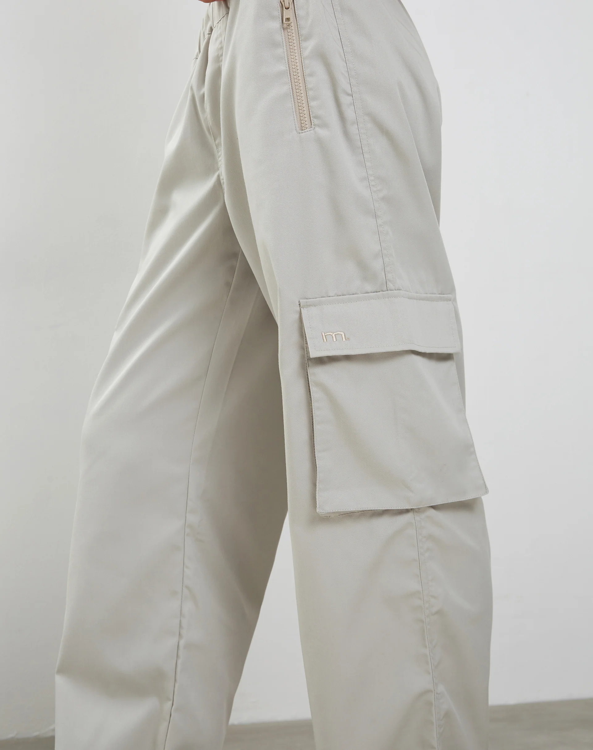 Oriells Cargo Trouser in Pearl Grey - Awmao