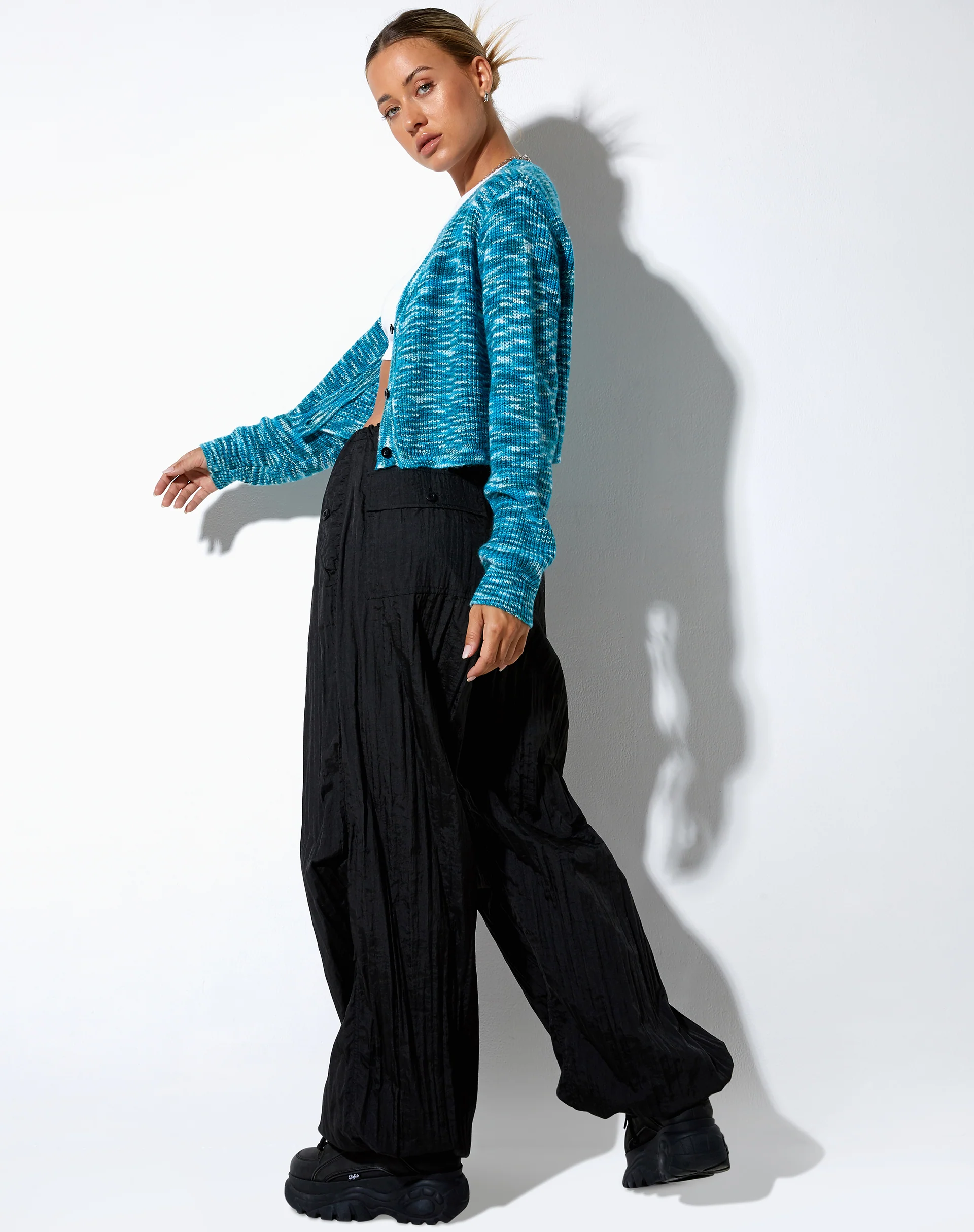 Olina Cardi in Green - Awmao