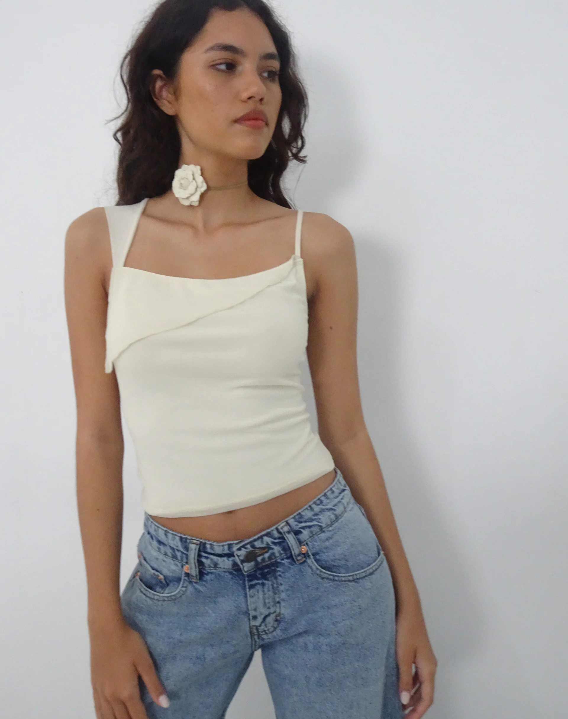 Sambu Top in Mesh Ivory - Awmao