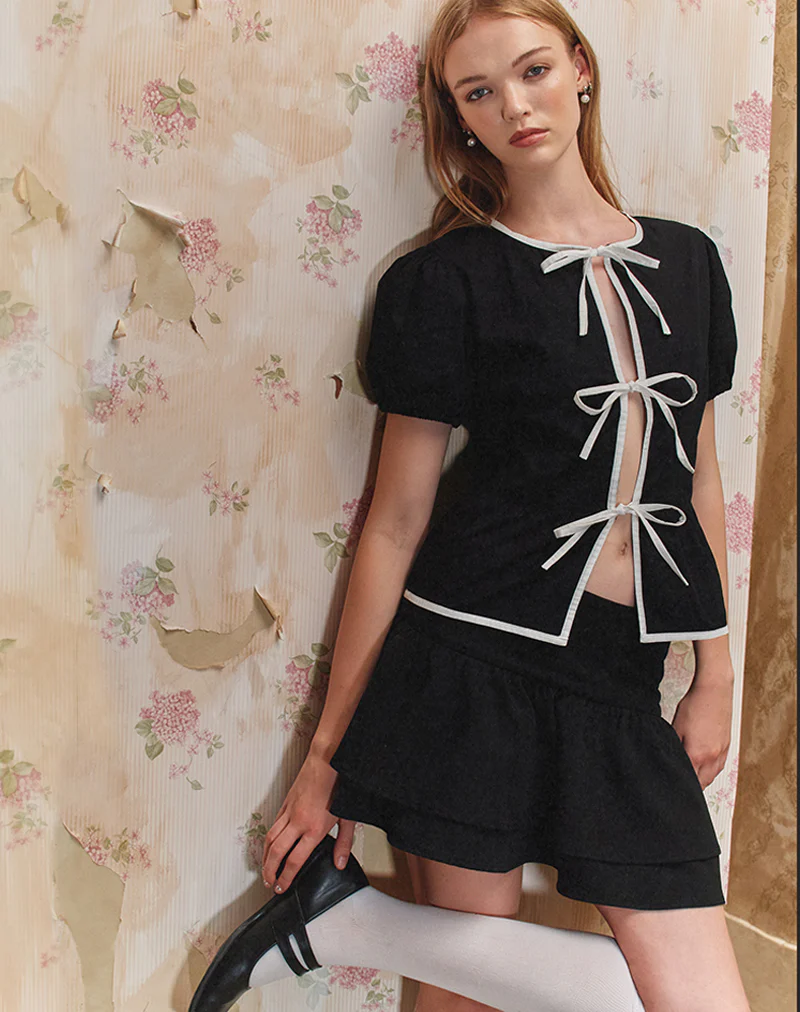 Ryota Tie Front Blouse in Black with White Binding - Awmao