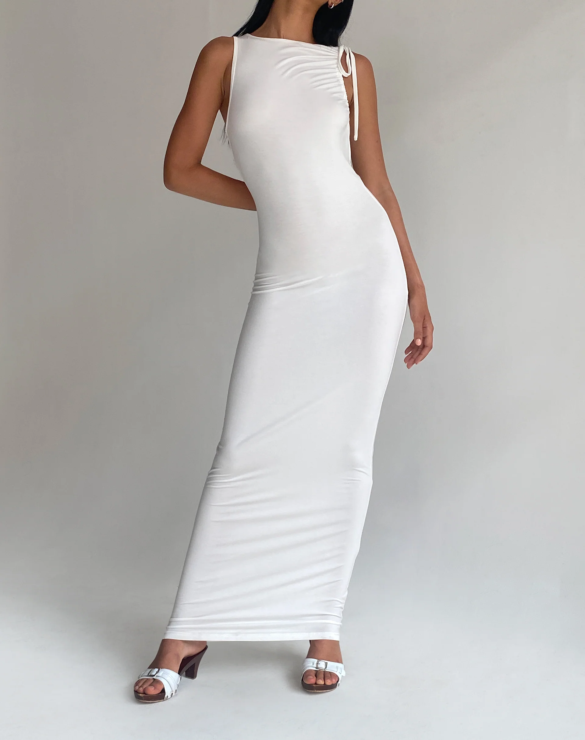 Elinor Maxi Dress in Slinky White - Awmao