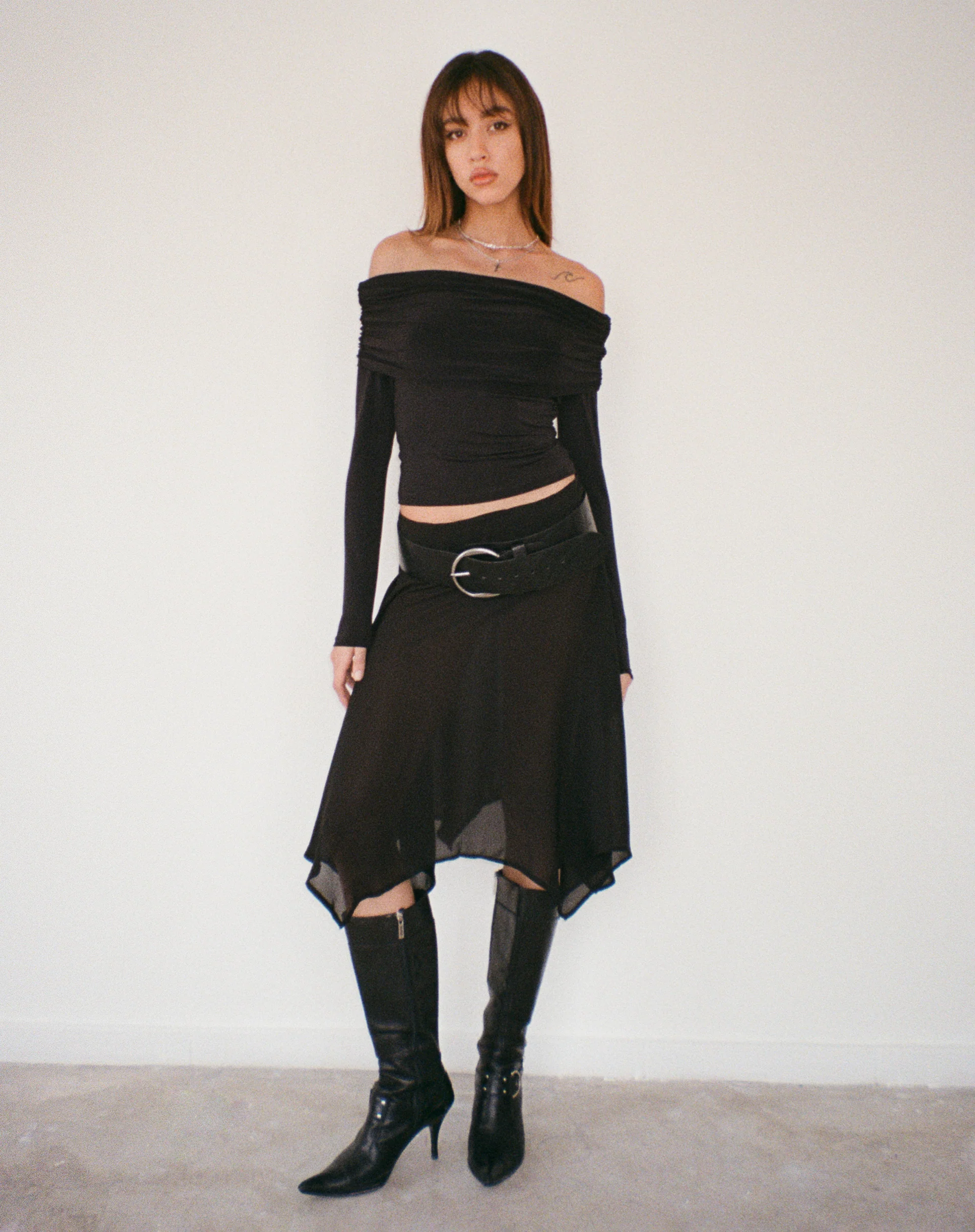 Albertha Midi Skirt in Chiffon Black - Awmao