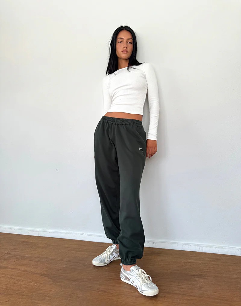 Em Jogger in Beluga Light Grey with M Embroidery - Awmao