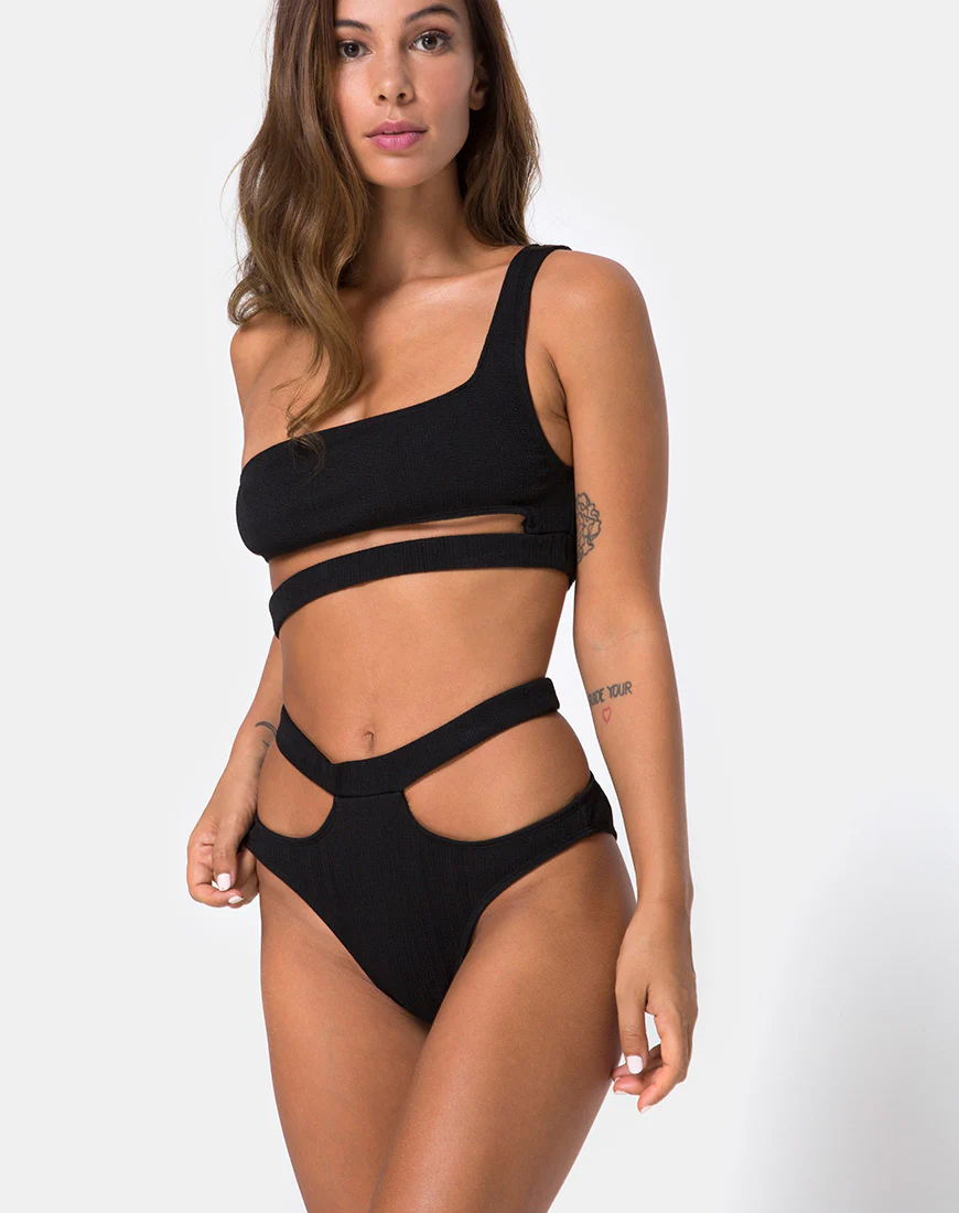 Drelins Bikini Top in Black Rib - Awmao