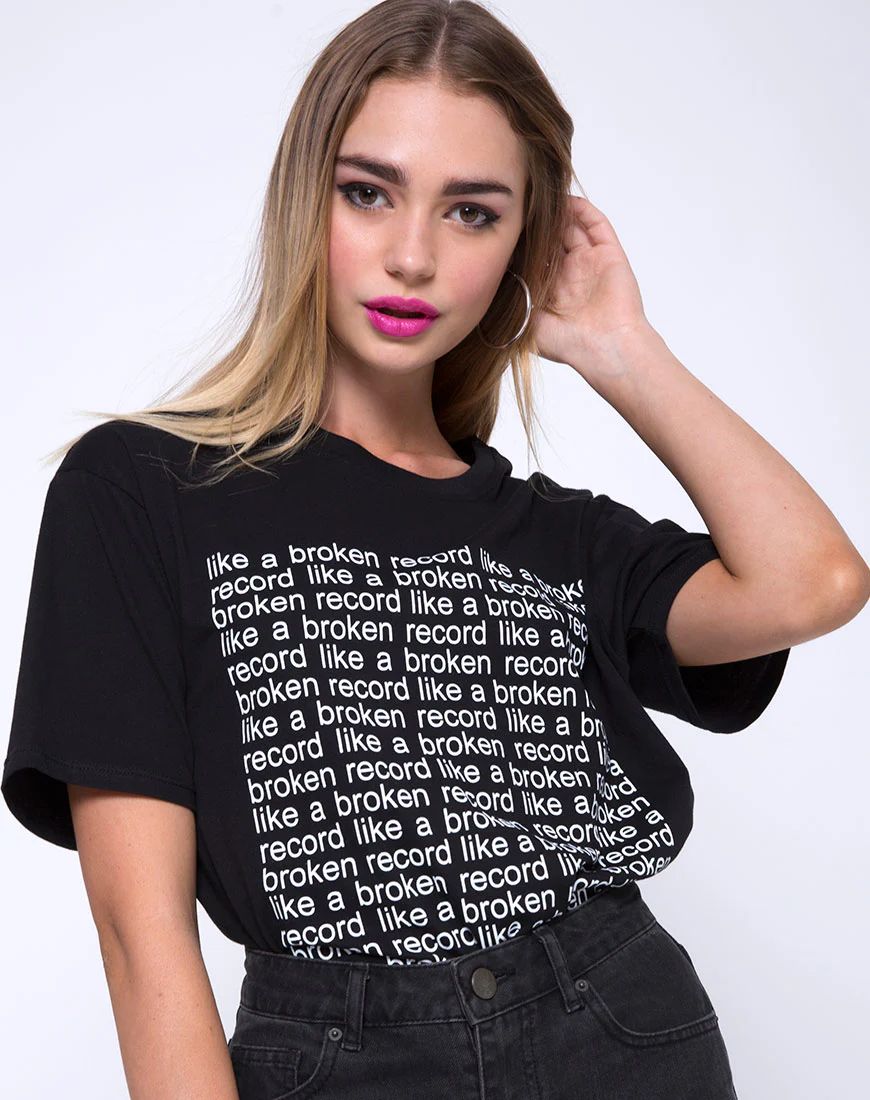 Oversize Basic Tee Like a Broken Record - Awmao