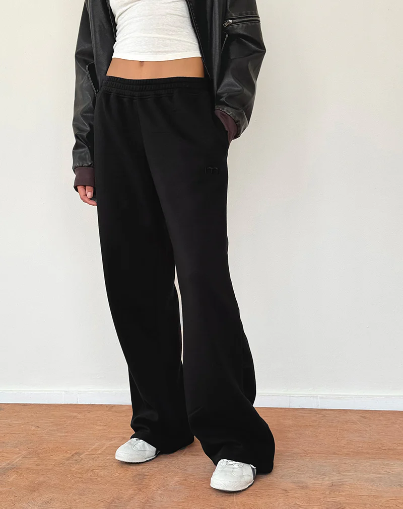 Loose Jogger in Black with 'M' Embroidery - Awmao