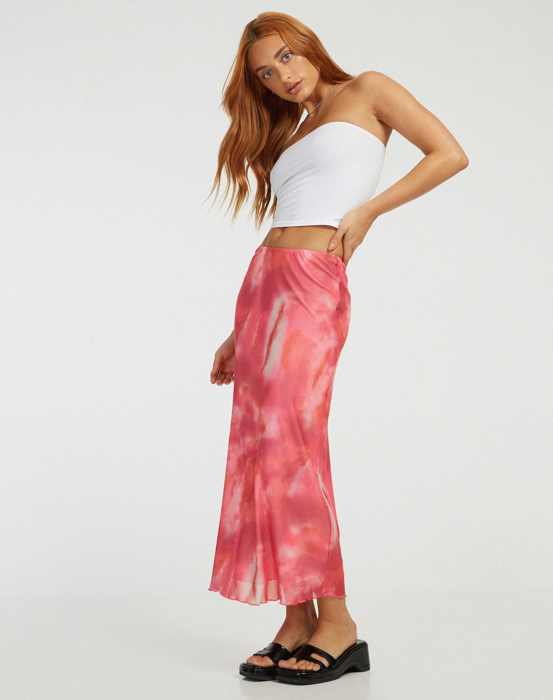 Lassie Maxi Skirt in Abstract Blurred Pink - Awmao