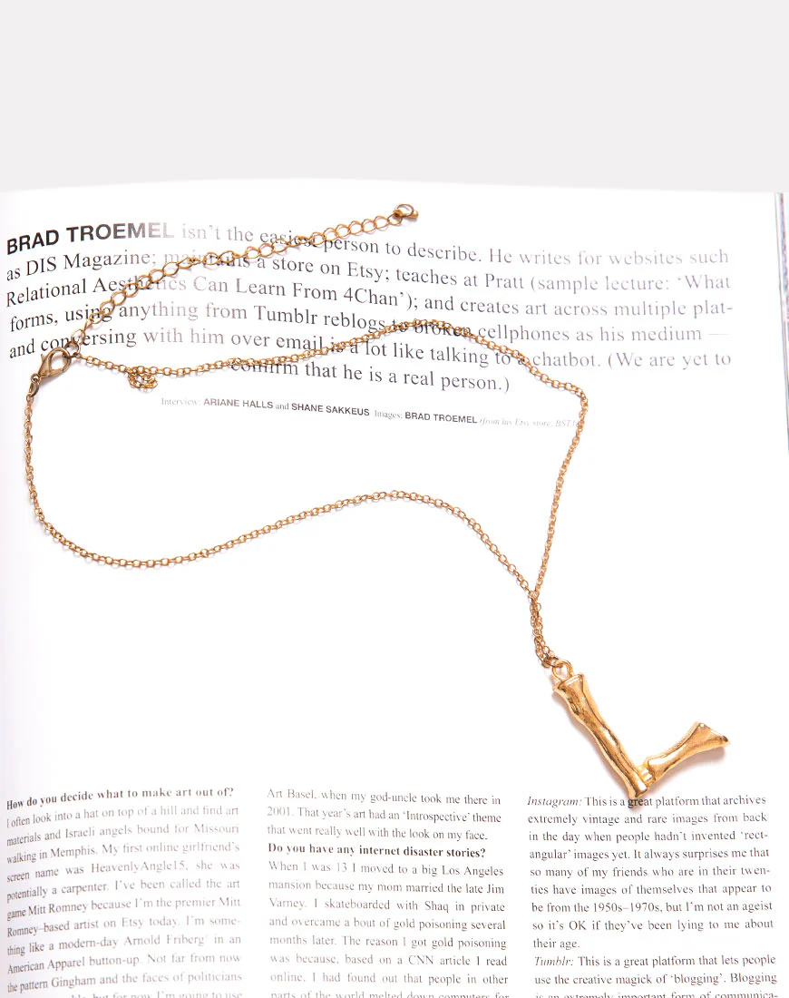 Necklace in Gold Letter L - Awmao