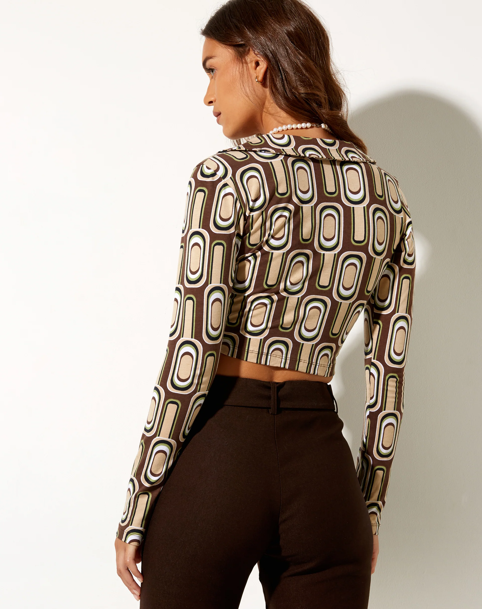 Portia Long Sleeve Top in Retro Spot Brown - Awmao