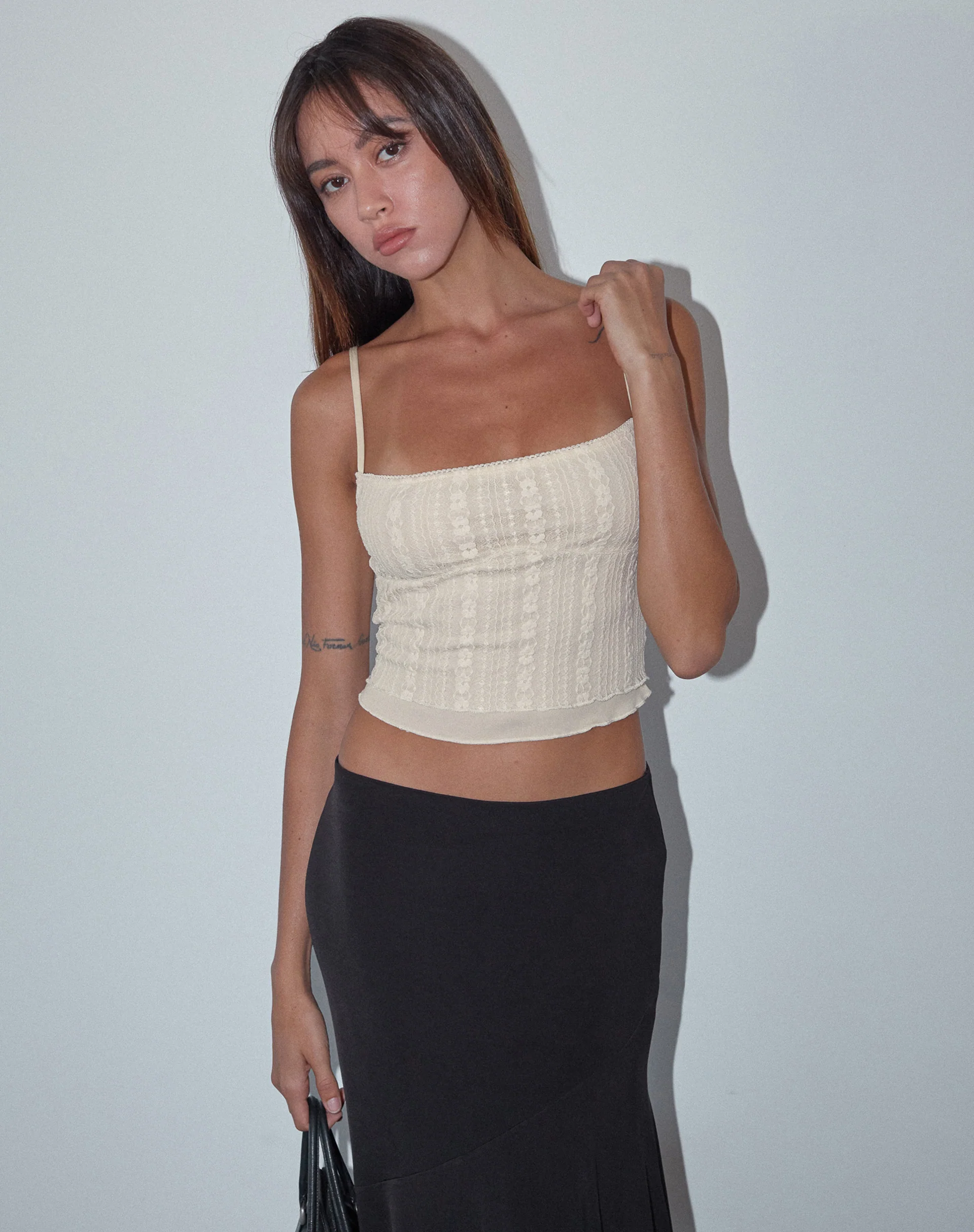 Deska Cami Top in Lace Ivory - Awmao