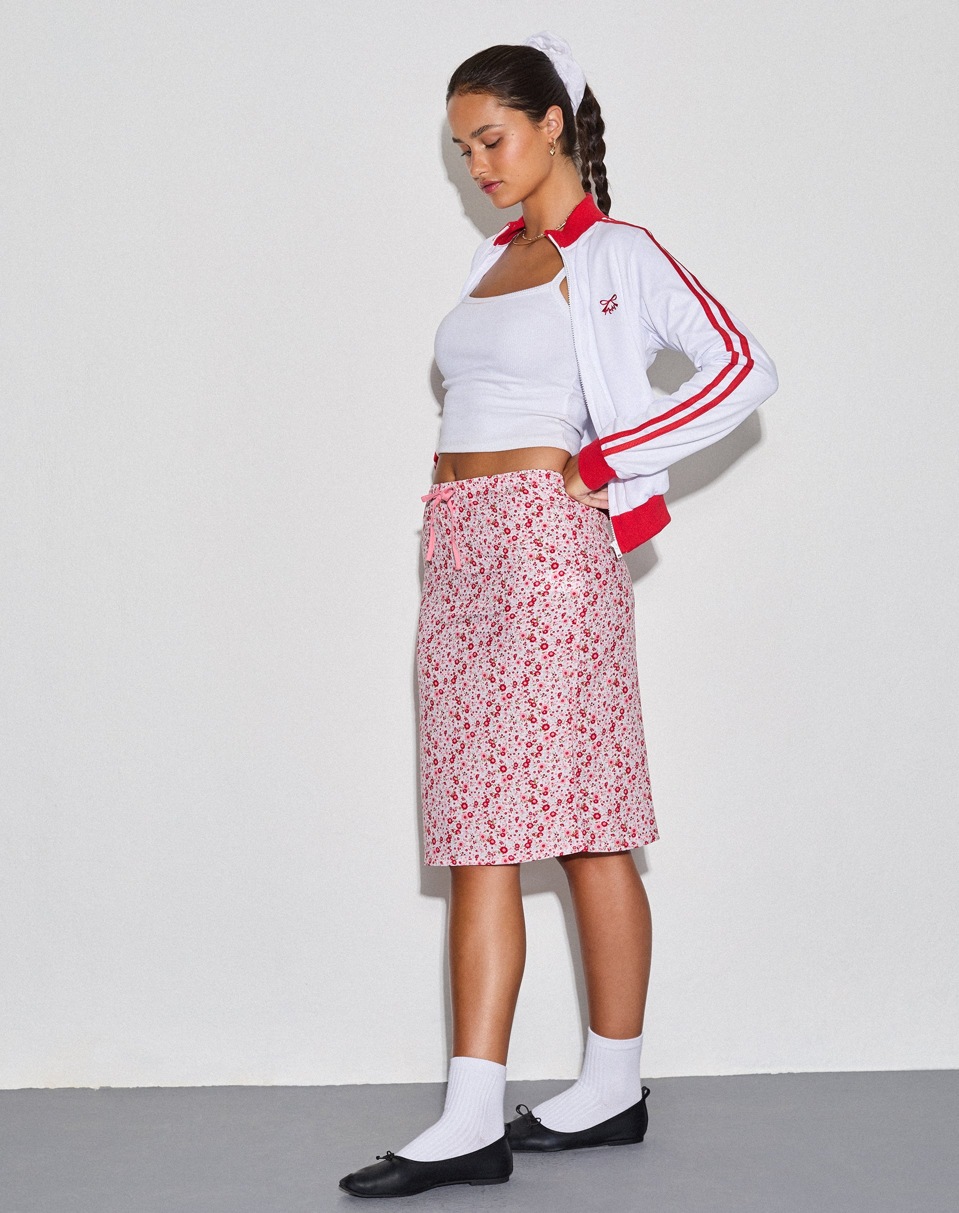 Rujina Midi Skirt in Ditsy Floral Blush Red - Awmao