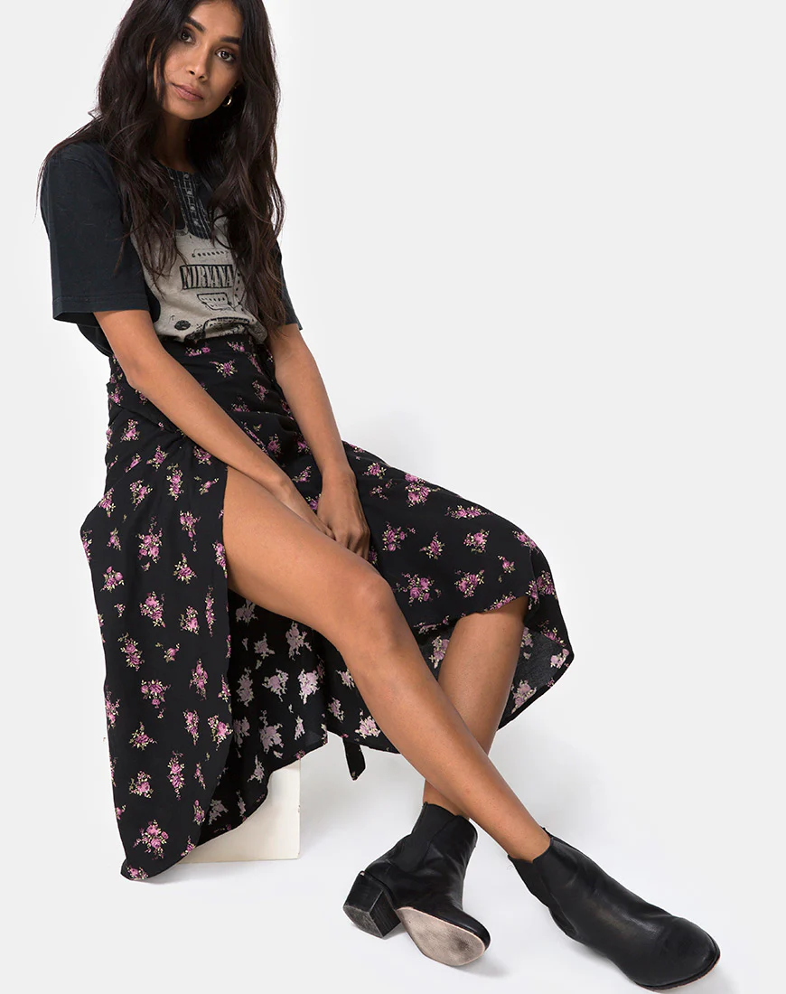Satha Skirt in Sohey Rose Black - Awmao