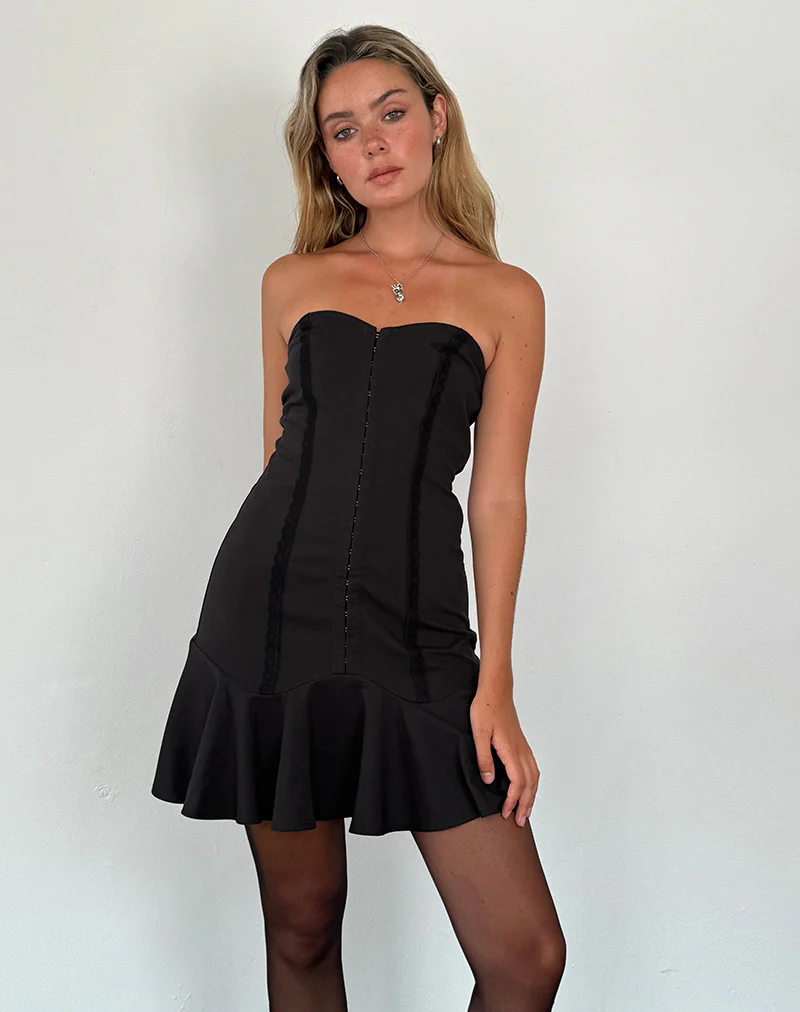Snana Mini Dress in Tailoring Black - Awmao