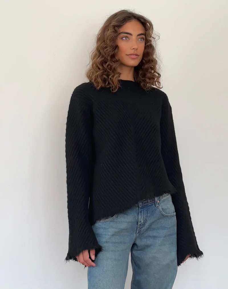 Fergie Asymmetric Knit Jumper in Black - Awmao
